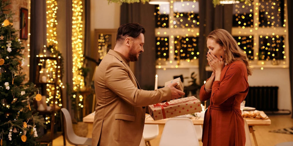 How to Pick the Perfect Nightgown for Your Wife: A Romantic Birthday Gift