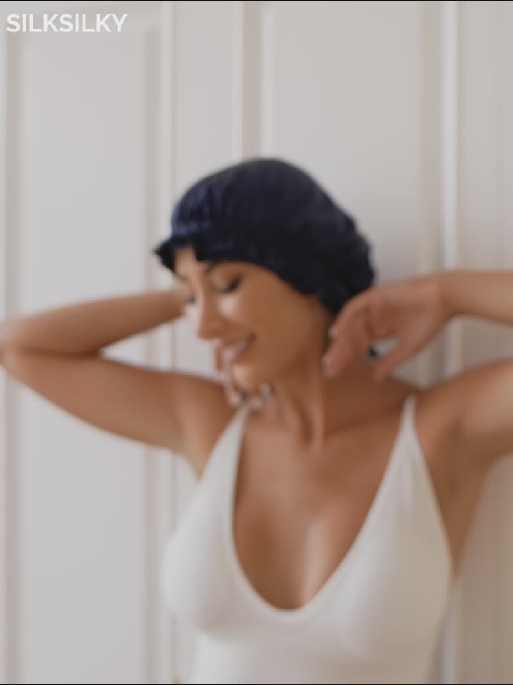 SilkSilky-UK Pure Silk Sleep Cap-video-001