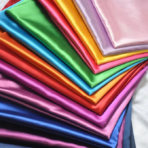 Synthetic Silk vs Natural Silk: What's the Difference?