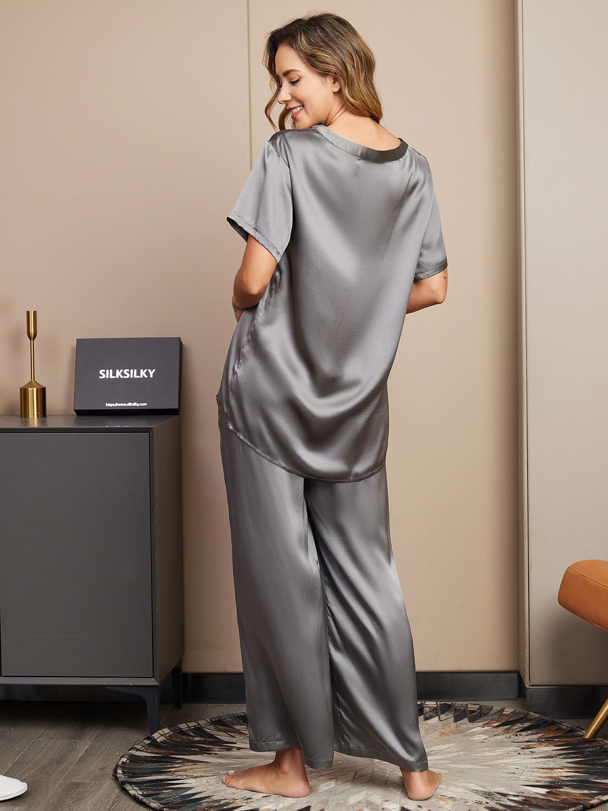 [Dark Gray] SilkSilky-UK Pure Silk Short Sleeve Womens Pajamas 002