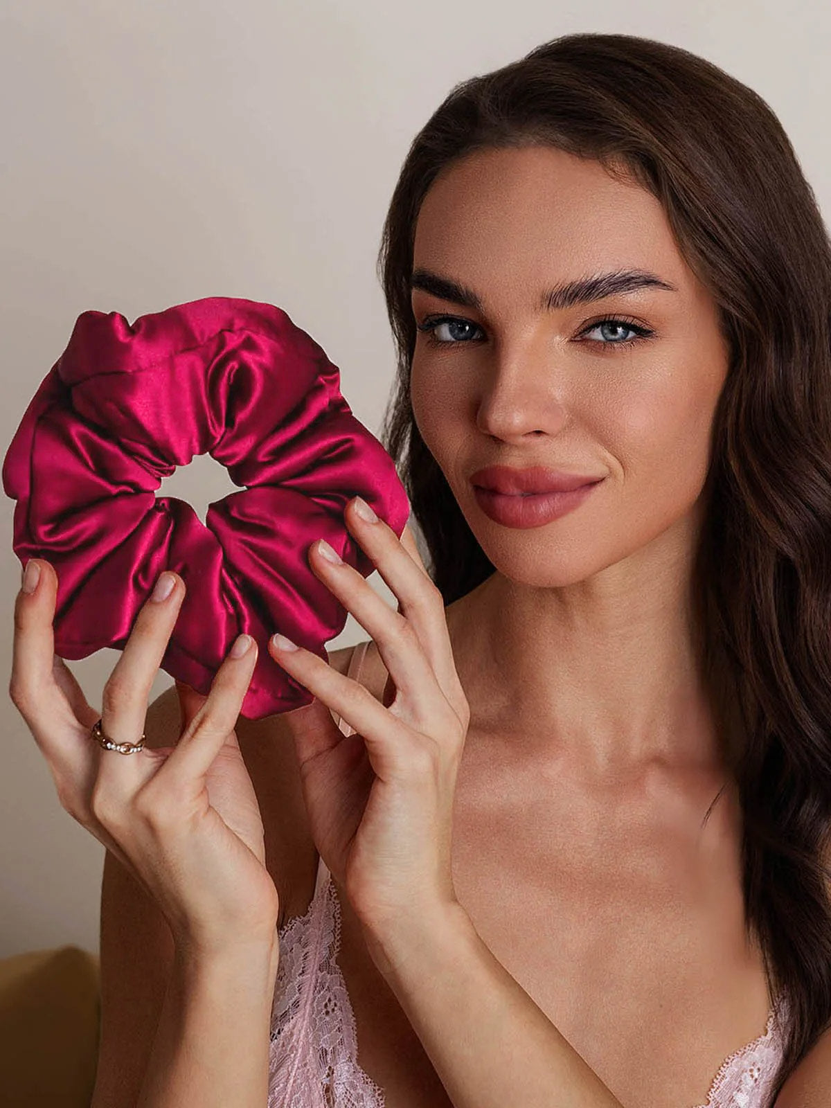 [Wine] SilkSilky-UK Pure Silk Scrunchie 001
