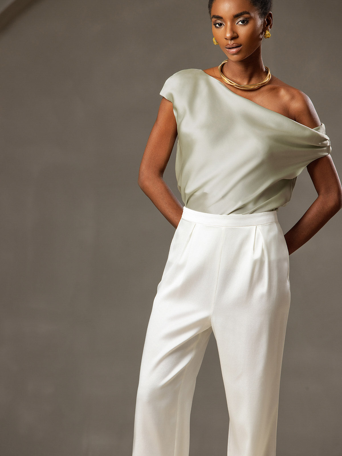 [Light Green] SilkSilky-UK 19Momme Silk One Shoulder Women's T-Shirt 004