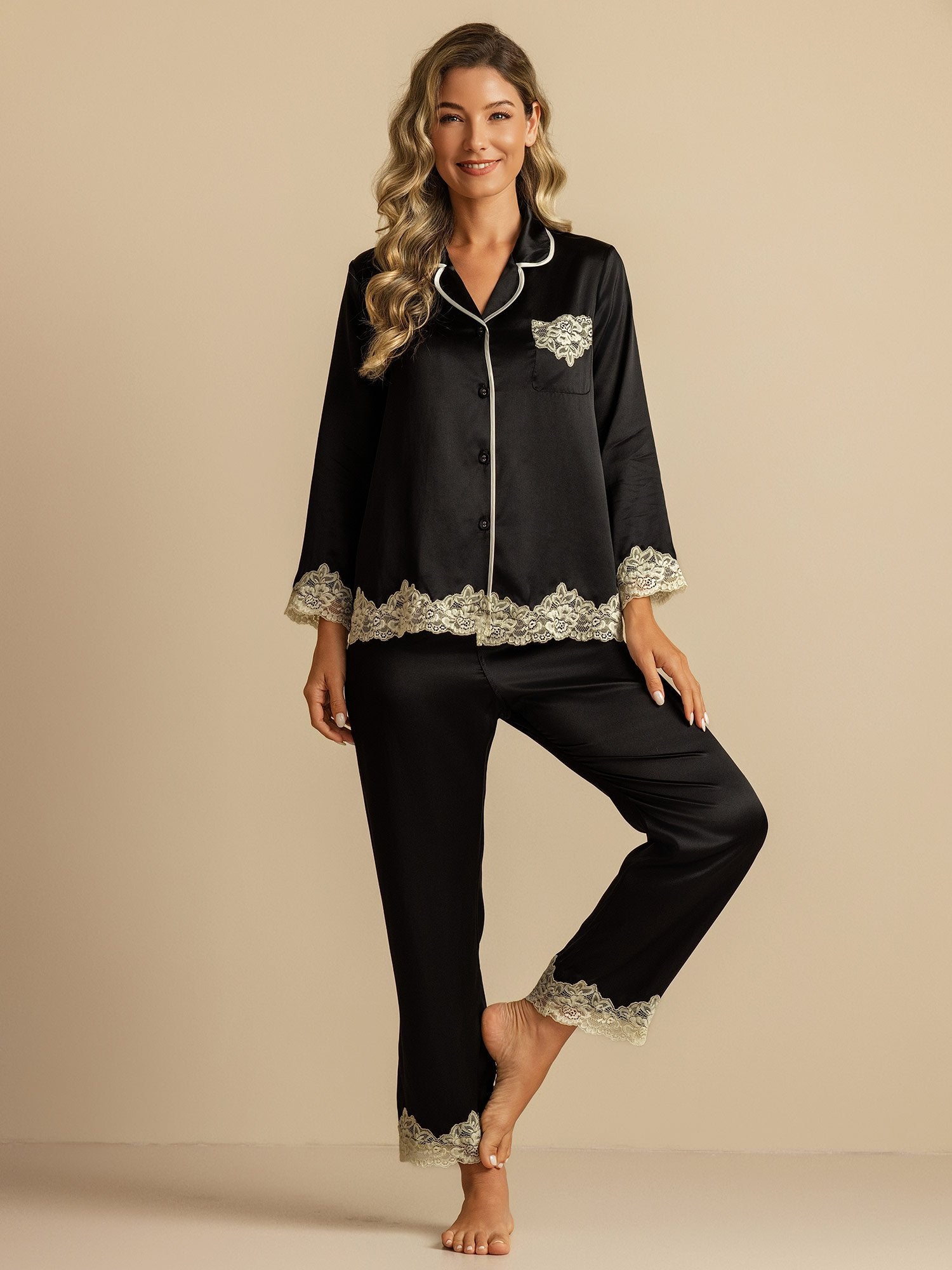 [Black] SilkSilky-UK Pure Silk Womens Pajamas 001