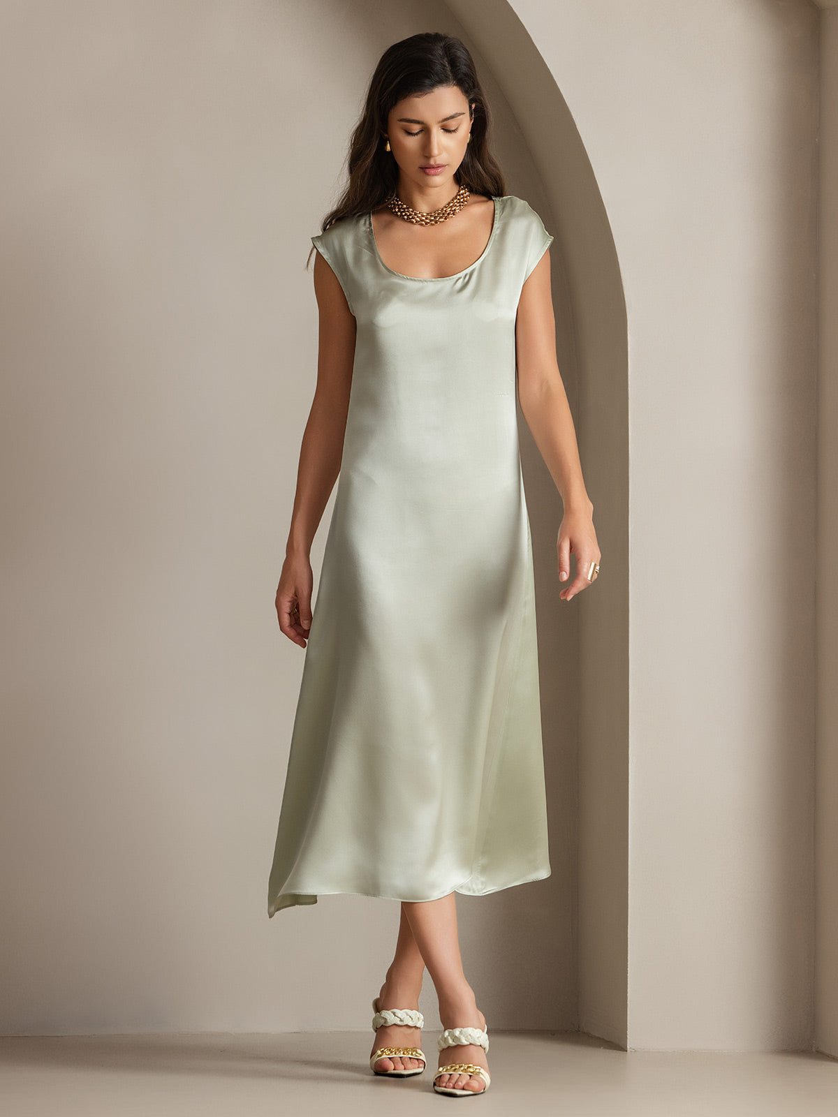 [Light Green] SilkSilky-UK 19Momme Silk Round Neck Dress 002