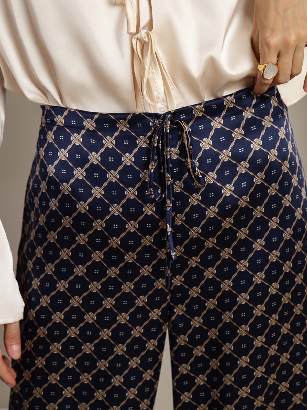 [Navy Chain] SilkSilky-UK 19Momme Silk Womens Pants 005