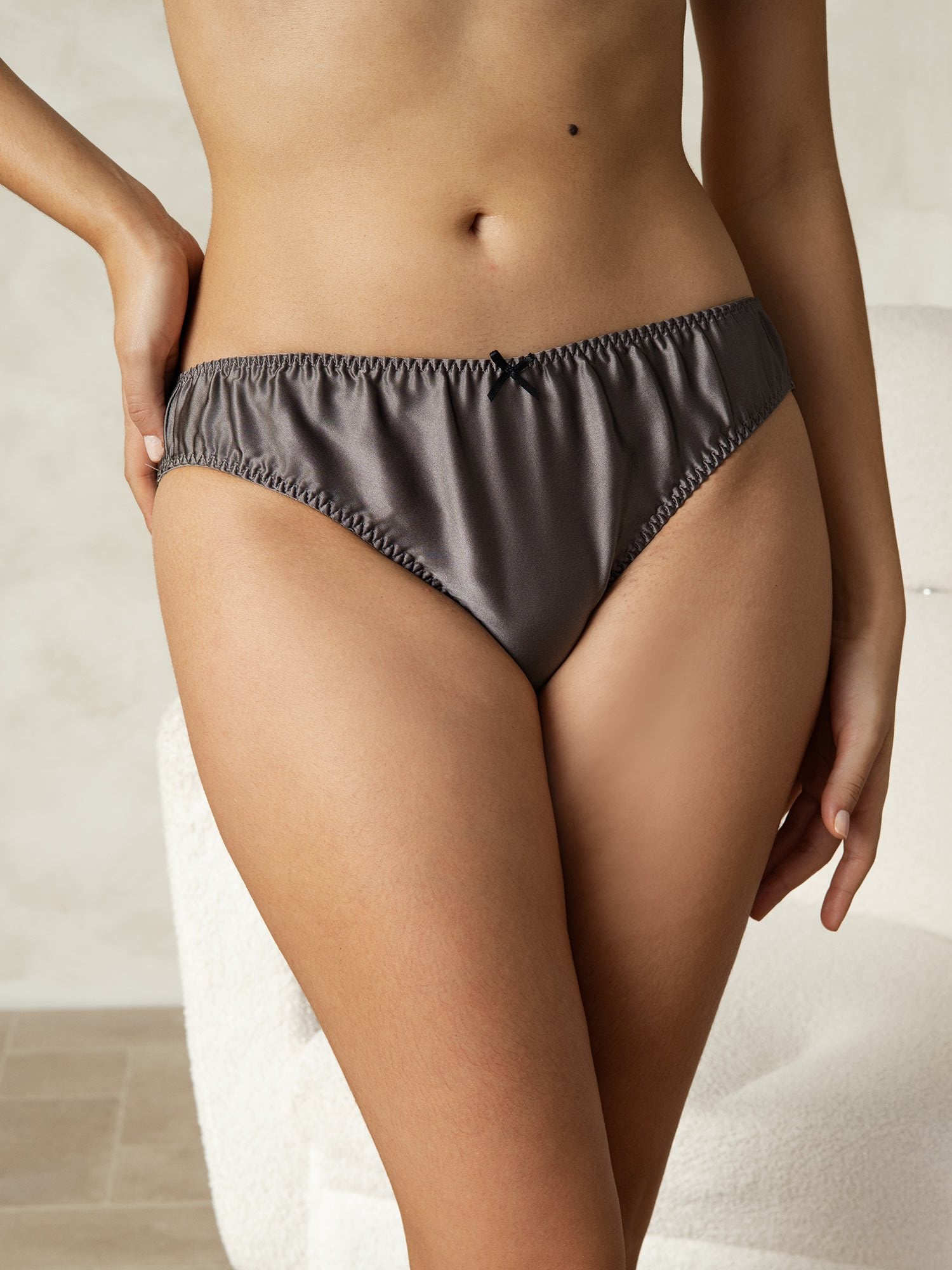 [Gray] SilkSilky-UK Pure Silk Panty 004