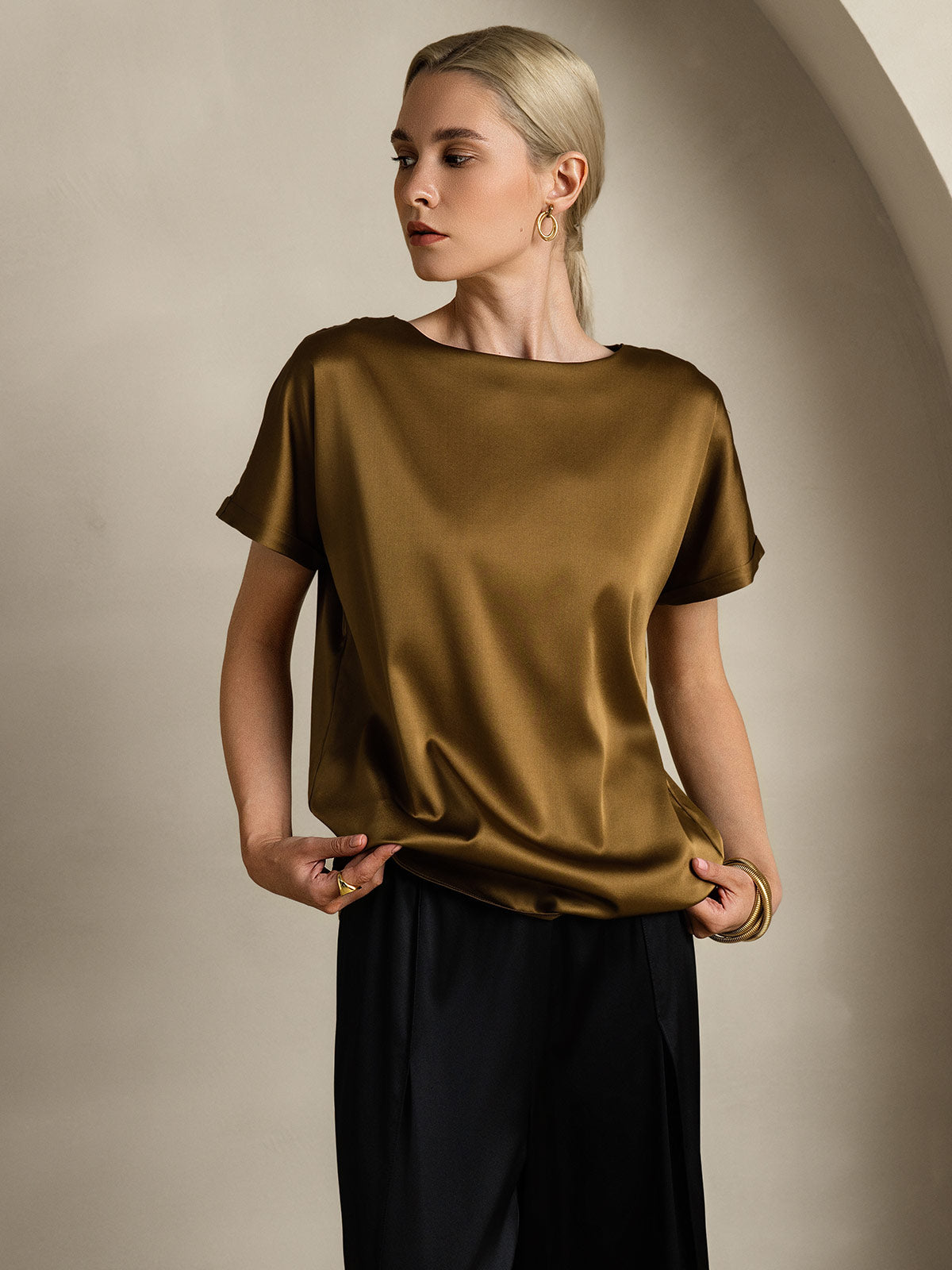 [Brown] SilkSilky-UK 19Momme Silk Short Sleeve Round Neck Women's T-Shirt 004