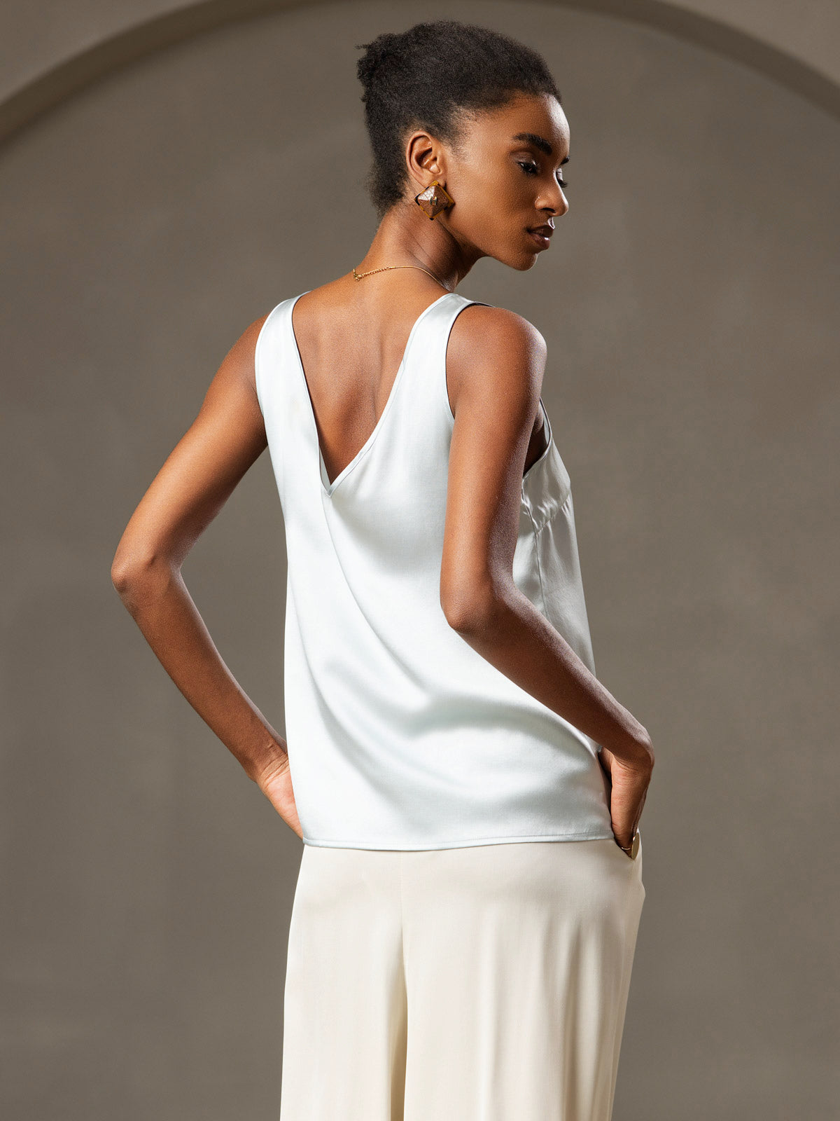 [Light Blue] SilkSilky-UK 19Momme Silk V Neck Camisole 002