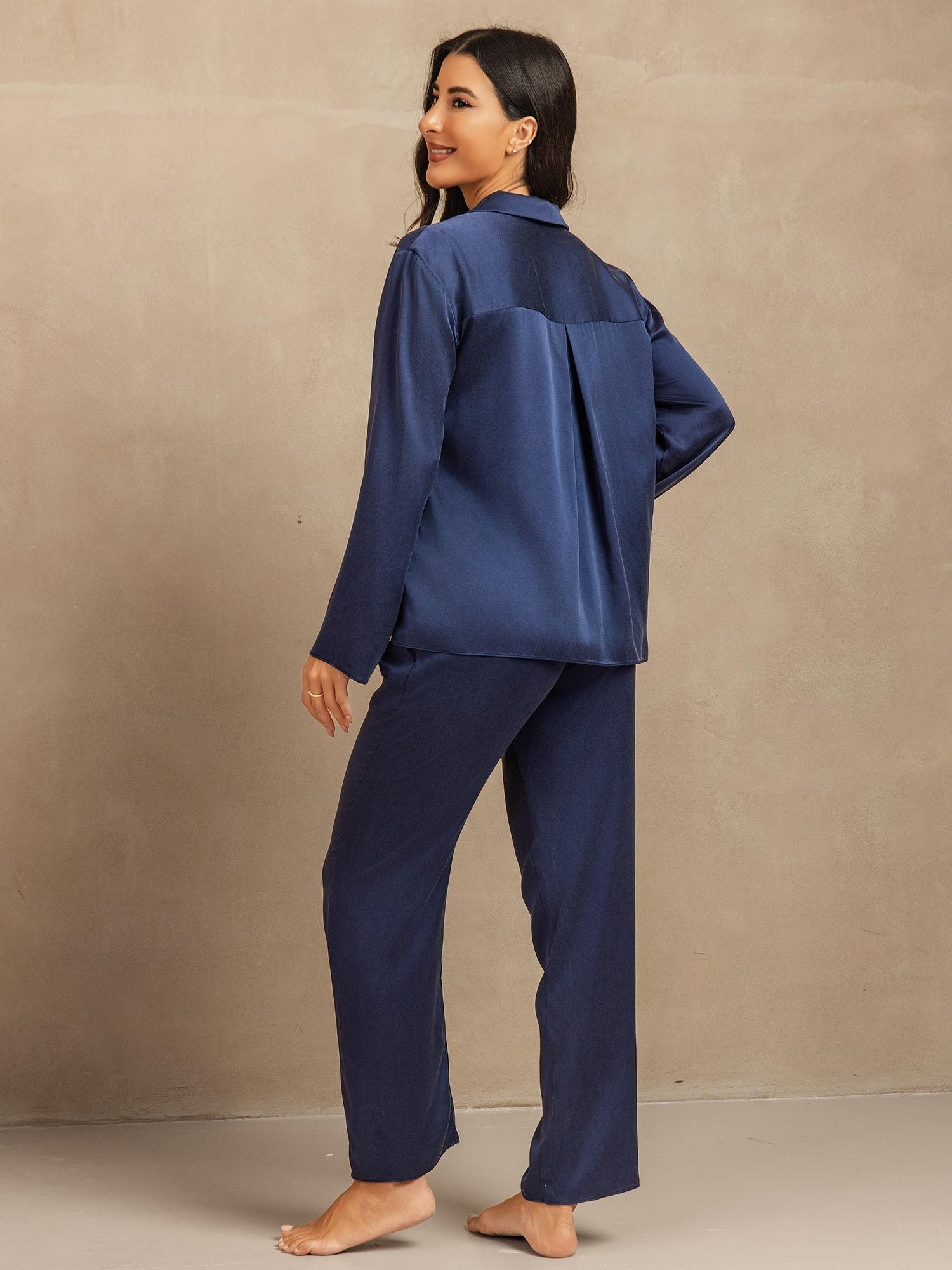 [Dark Blue] SilkSilky-UK 19Momme Machine-Washable Silk Notched Neck Women's Pyjamas 002