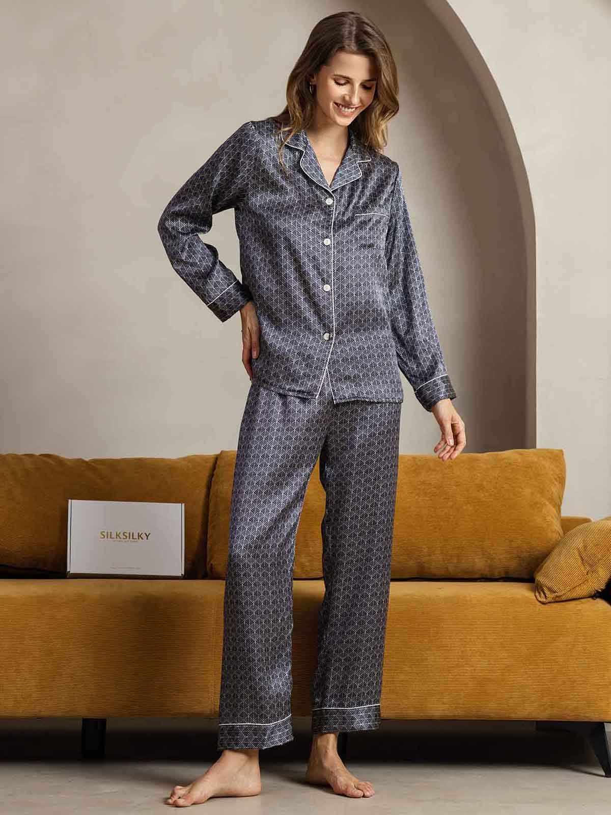 [Navy Ginkgo] SilkSilky-UK Pure Silk Womens Pajamas 004