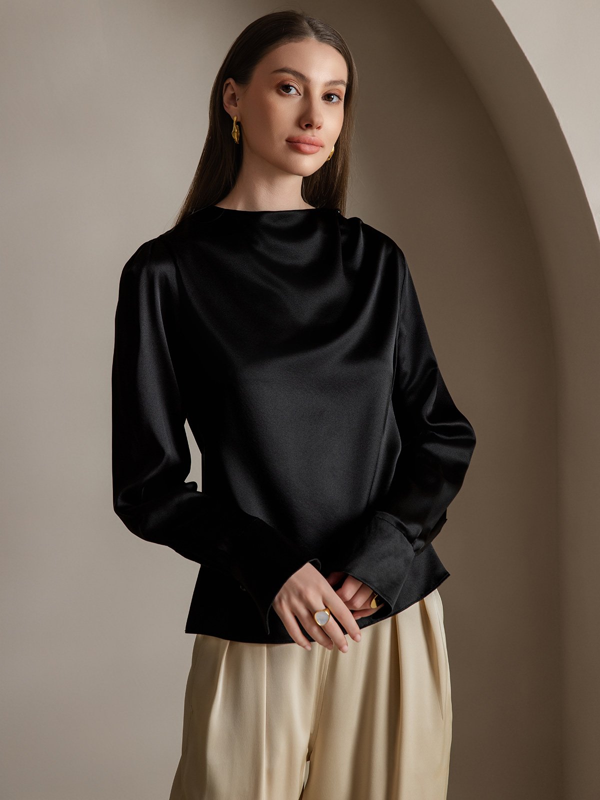[Black] SilkSilky-UK 19Momme Silk Boat Neck Women's Shirt 003
