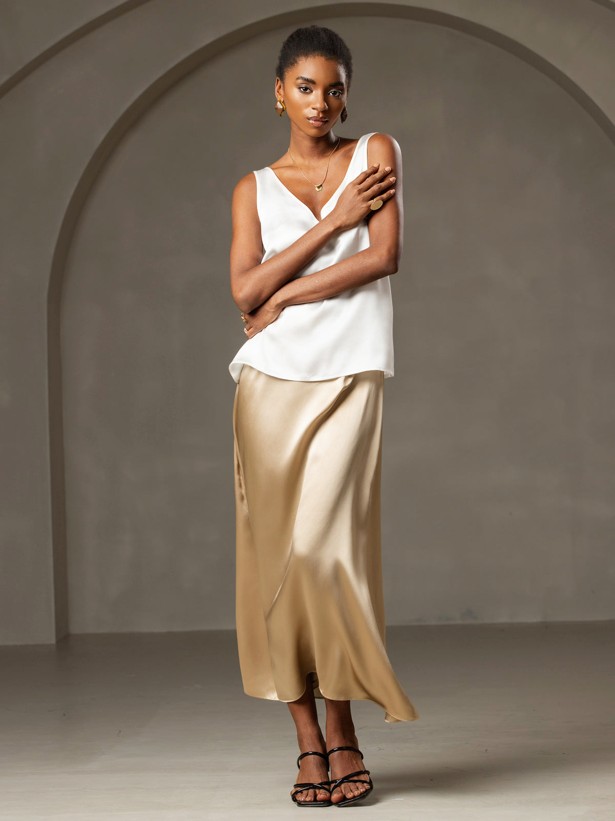 [White] SilkSilky-UK 19Momme Silk V Neck Camisole 006