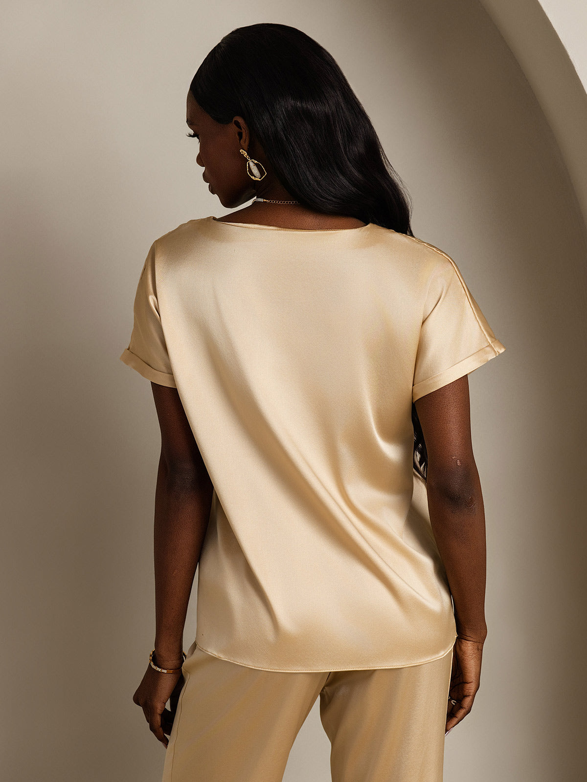 [Champagne] SilkSilky-UK 19Momme Silk Short Sleeve Round Neck Women's T-Shirt 002