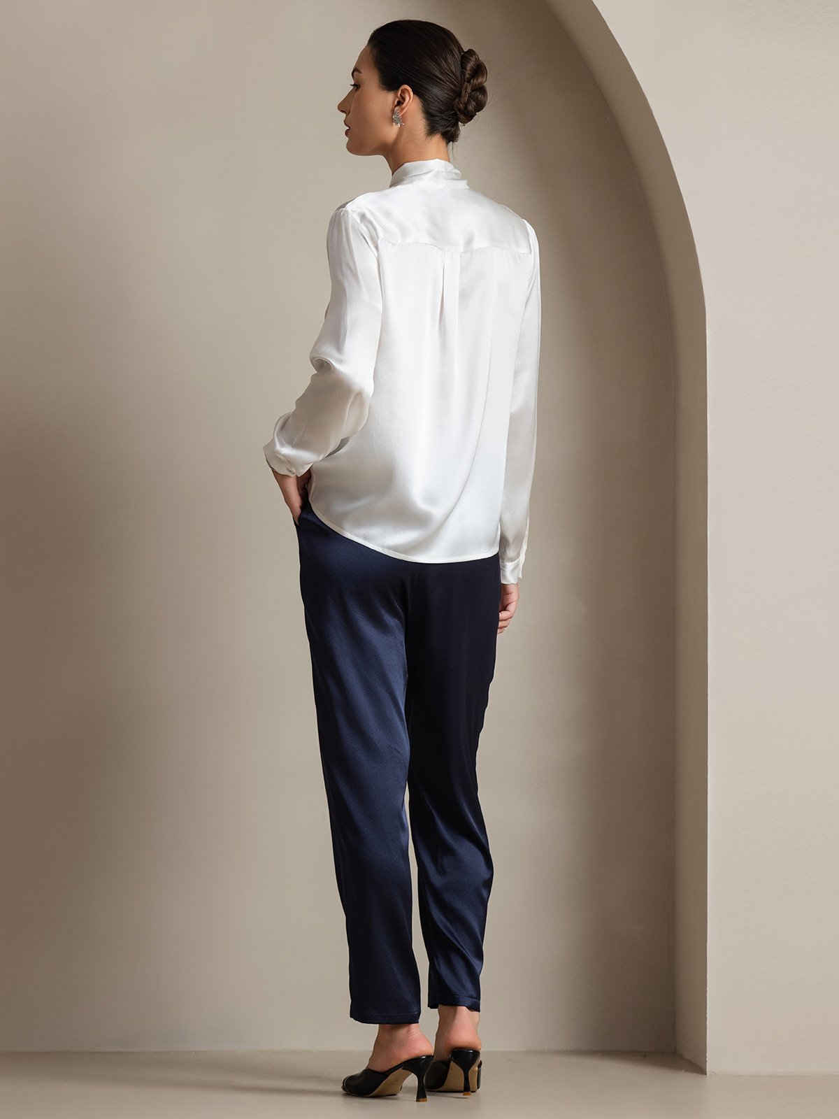 [White] SilkSilky-UK 19Momme Stretch Silk Charmeuse Long Sleeve Tie Neck Blouse 002