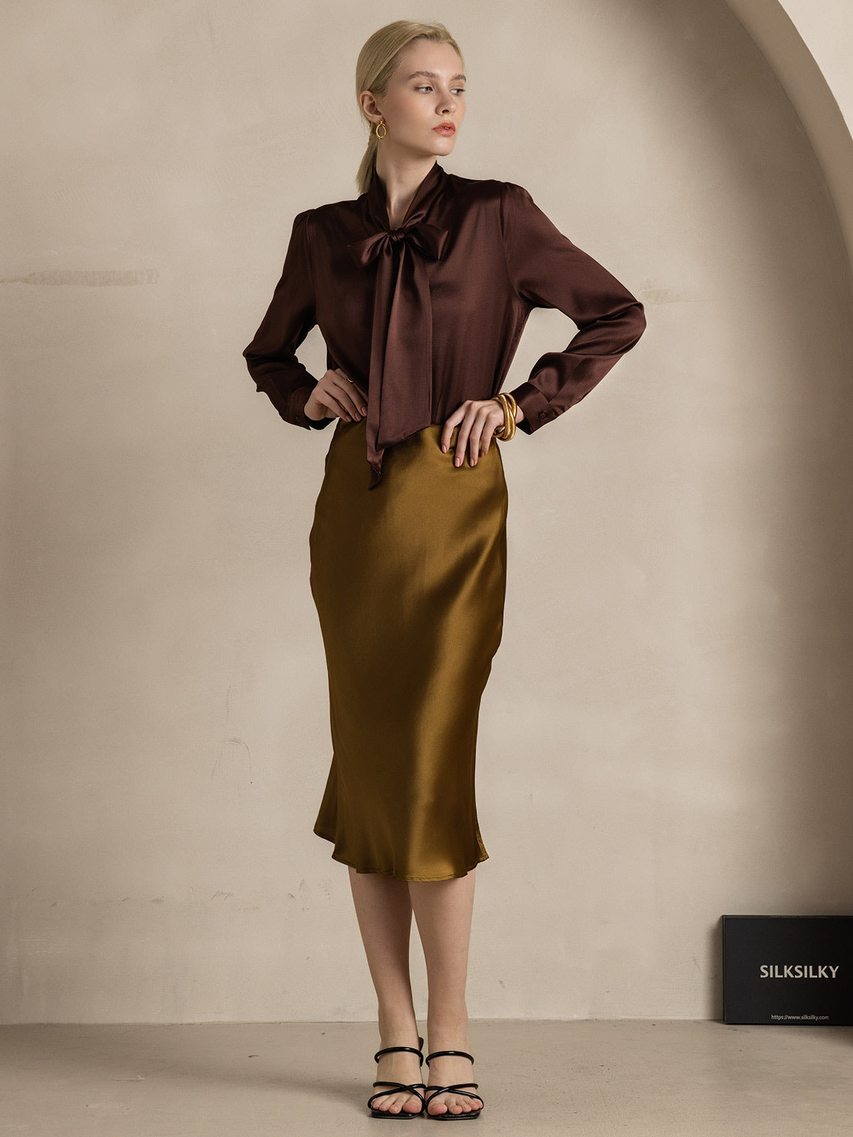 [Coffee] SilkSilky-UK 19Momme Silk Long Sleeve Tie Neck Women's Shirt 007