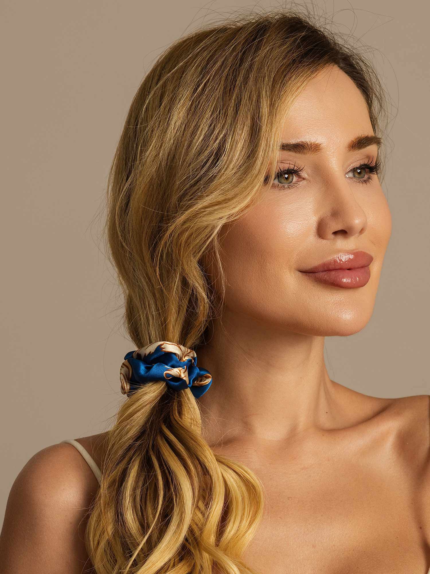 [Navy Dragon] SilkSilky-UK 19Momme Pure Silk Scrunchie 001,