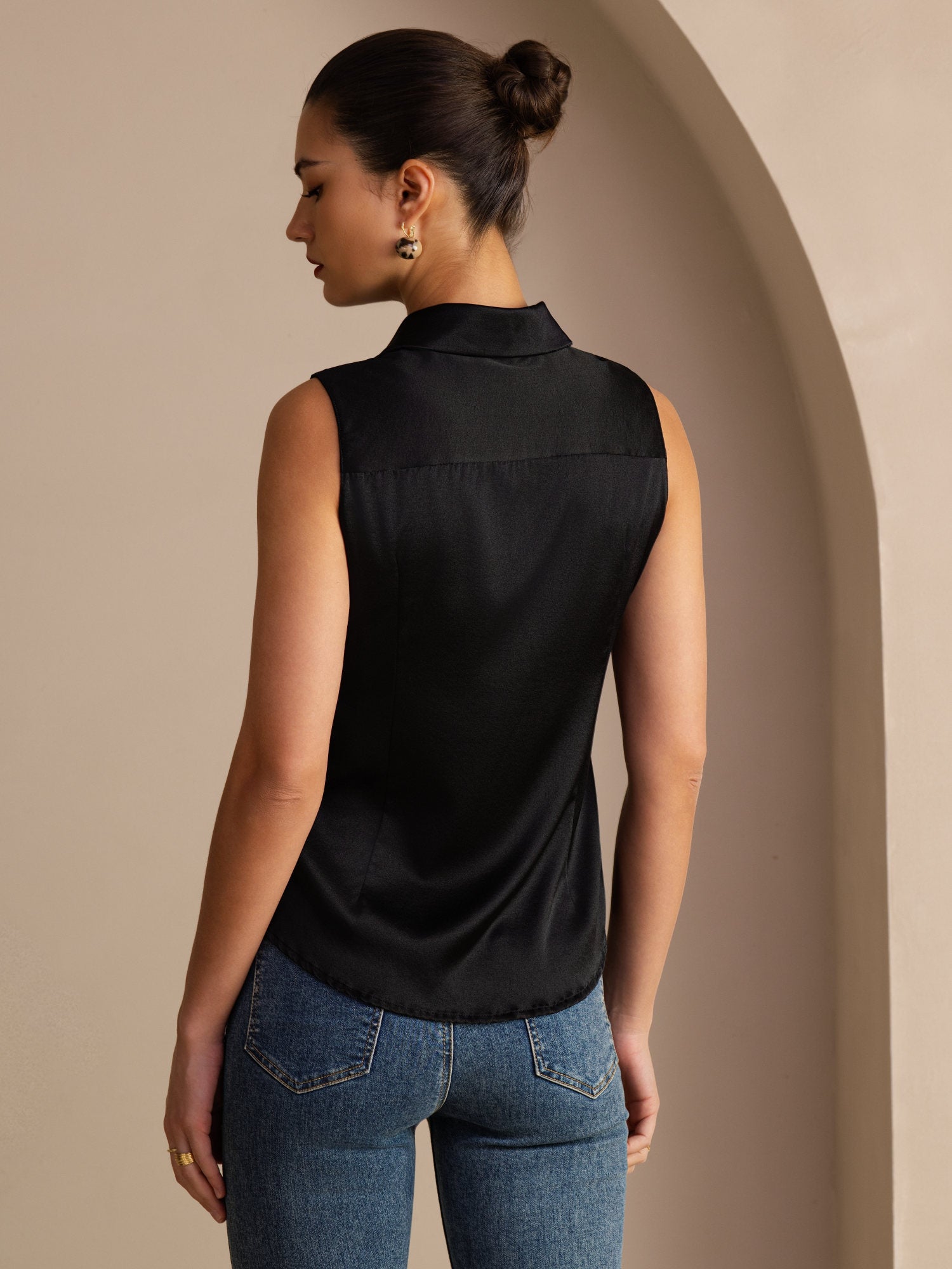 [Black] SilkSilky-UK Sleeveless Lapel Collar Women's Shirt 002