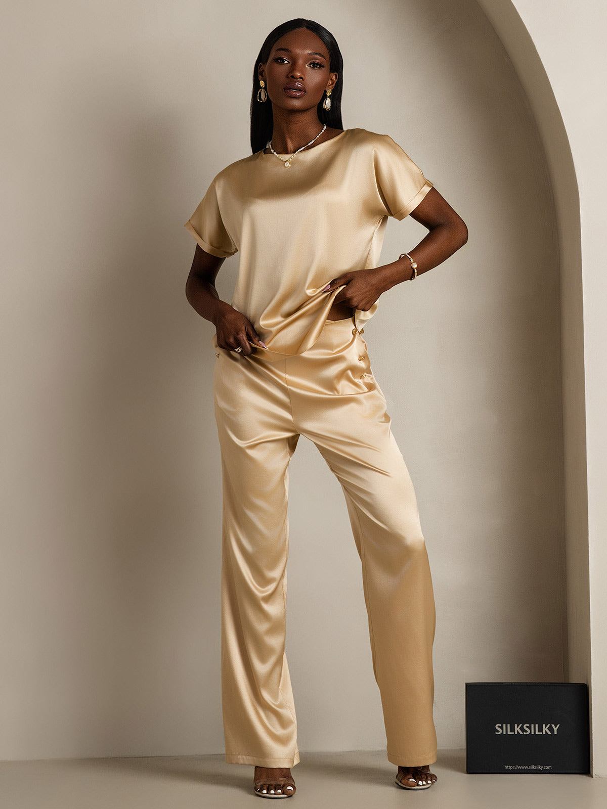 [Champagne] SilkSilky-UK 19Momme Silk Short Sleeve Round Neck Women's T-Shirt 006