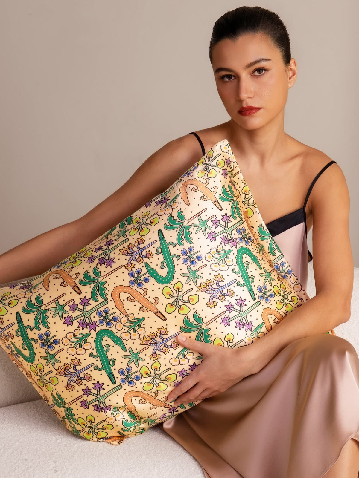 [Sand Crocodile] SilkSilky-UK Pillowcase 001