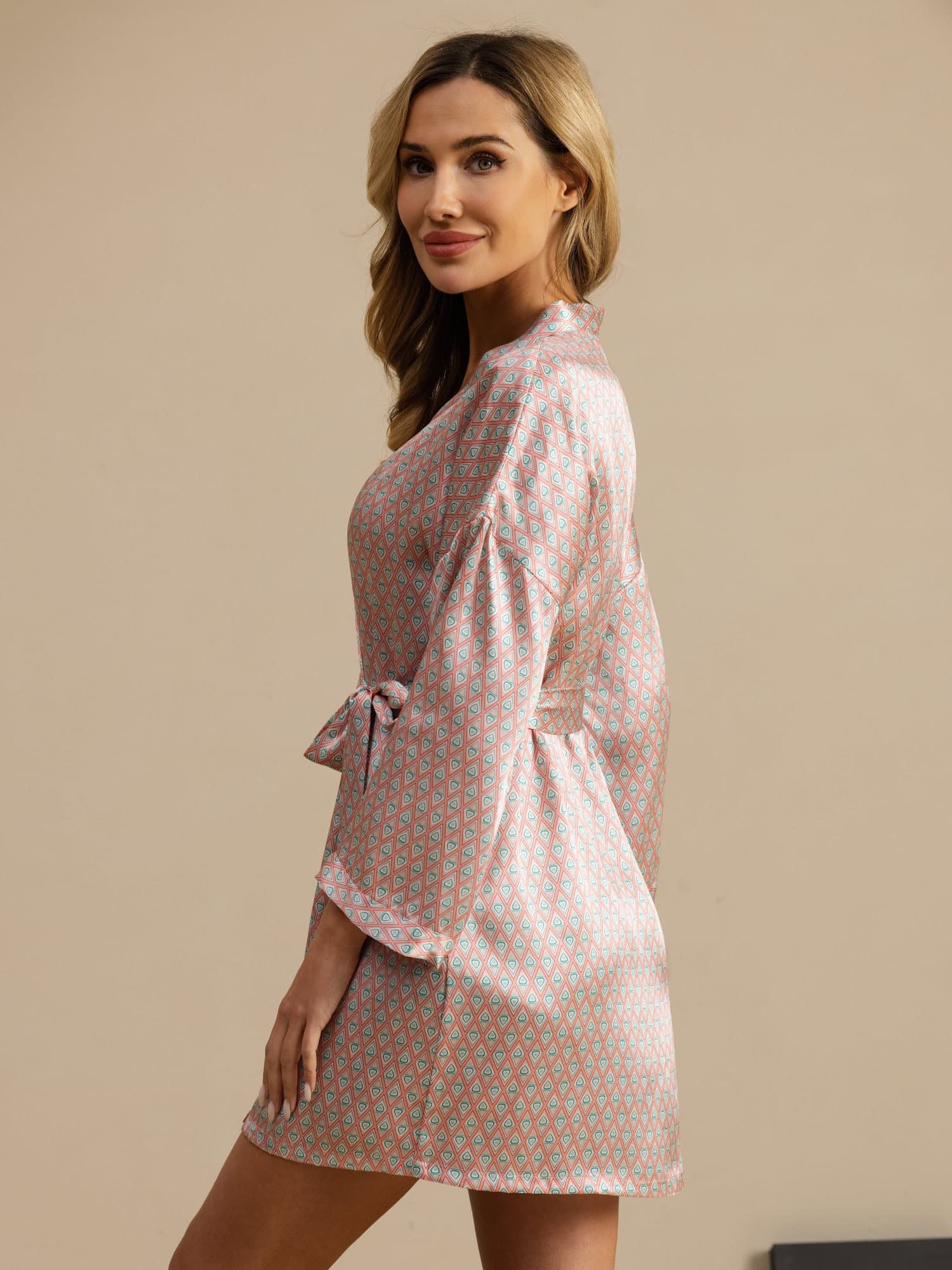 [Pink Heart Geo] SilkSilky-UK Long Sleeve Women's Dressing Gown 004
