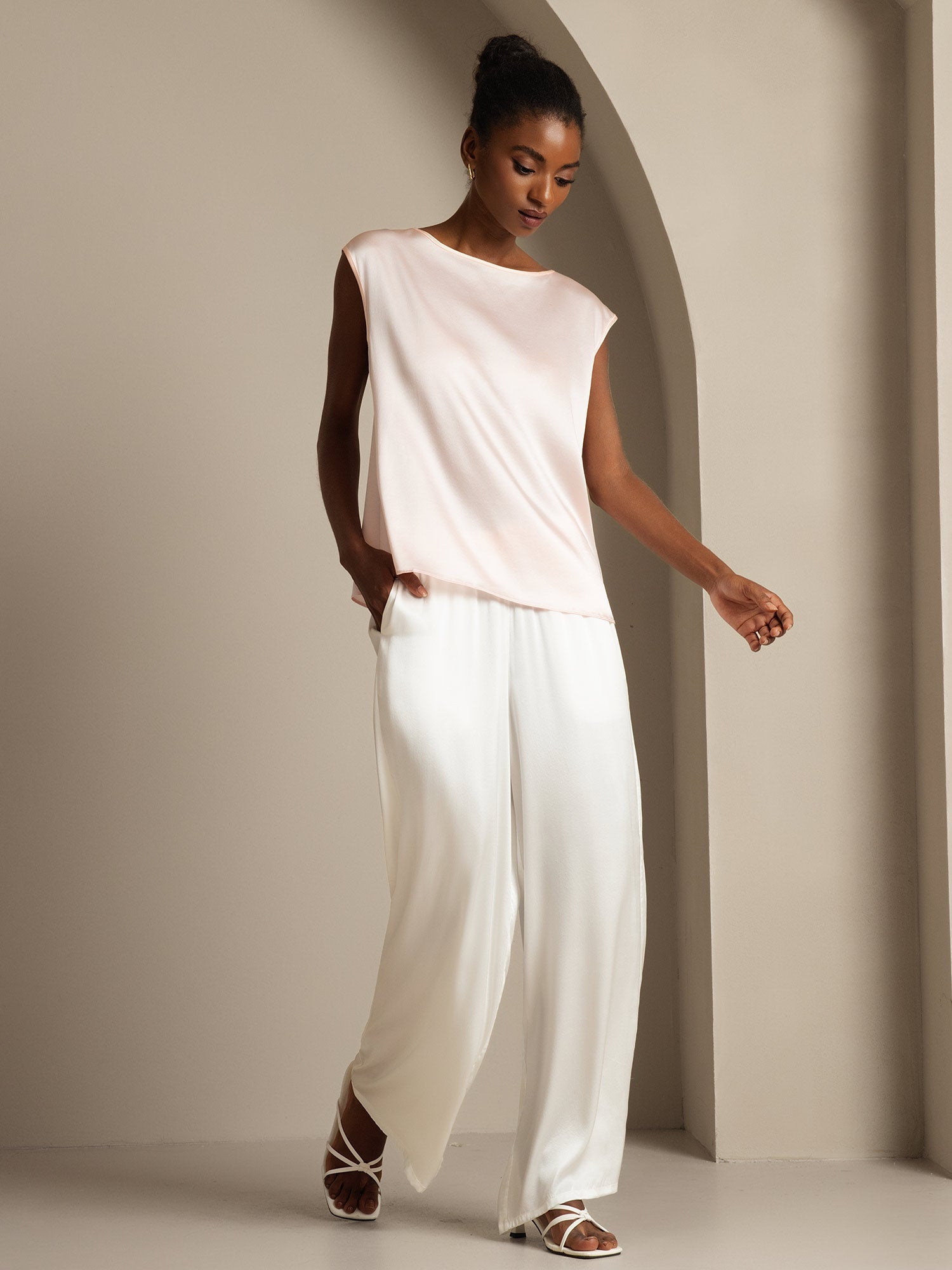 [Pink] SilkSilky-UK 19Momme Silk Round Neck Women's T-Shirt 004,