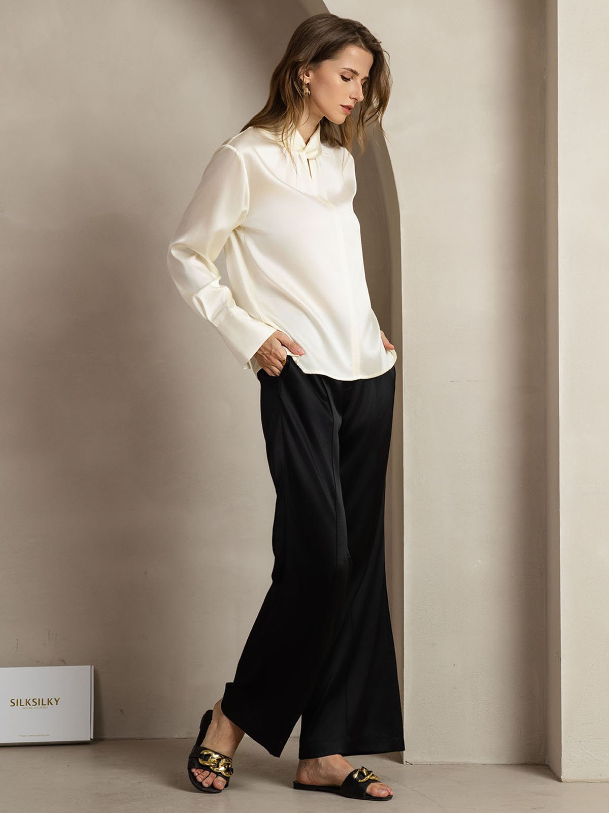 [Ivory] SilkSilky-UK 19Momme Silk Keyhole Neck Women's Shirt 011