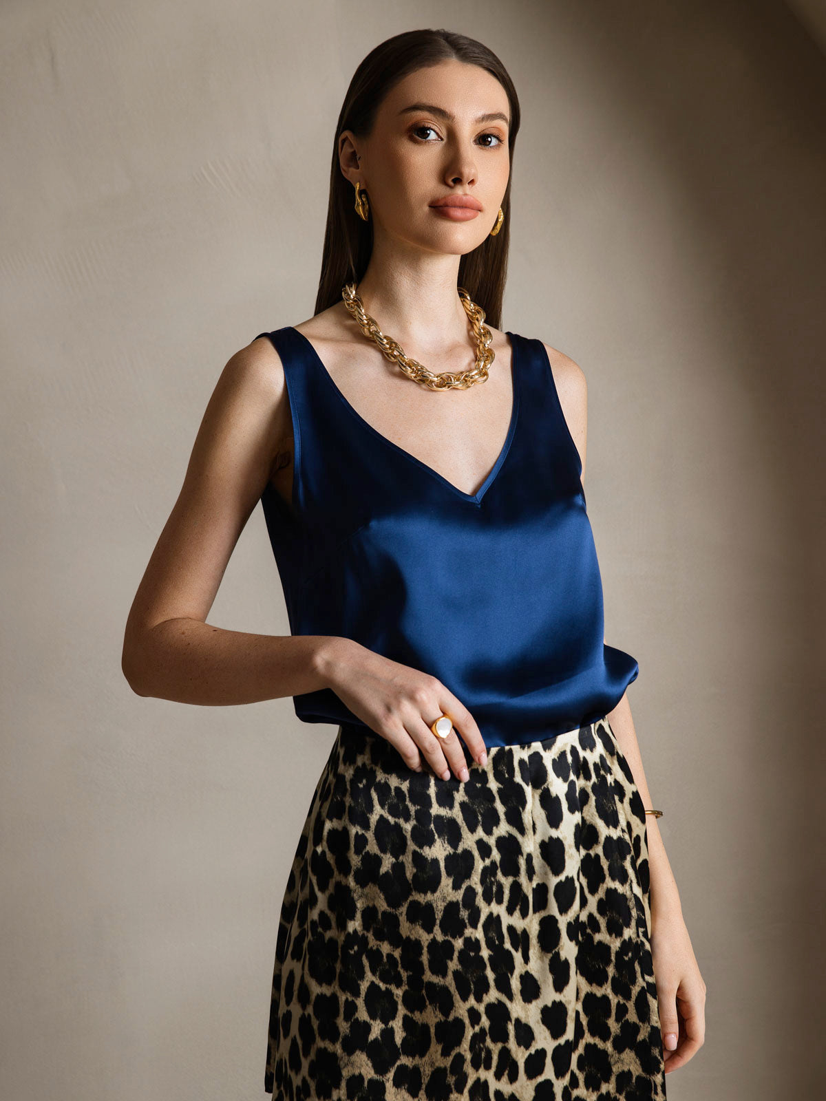 [Dark Blue] SilkSilky-UK 19Momme Silk V Neck Camisole 003