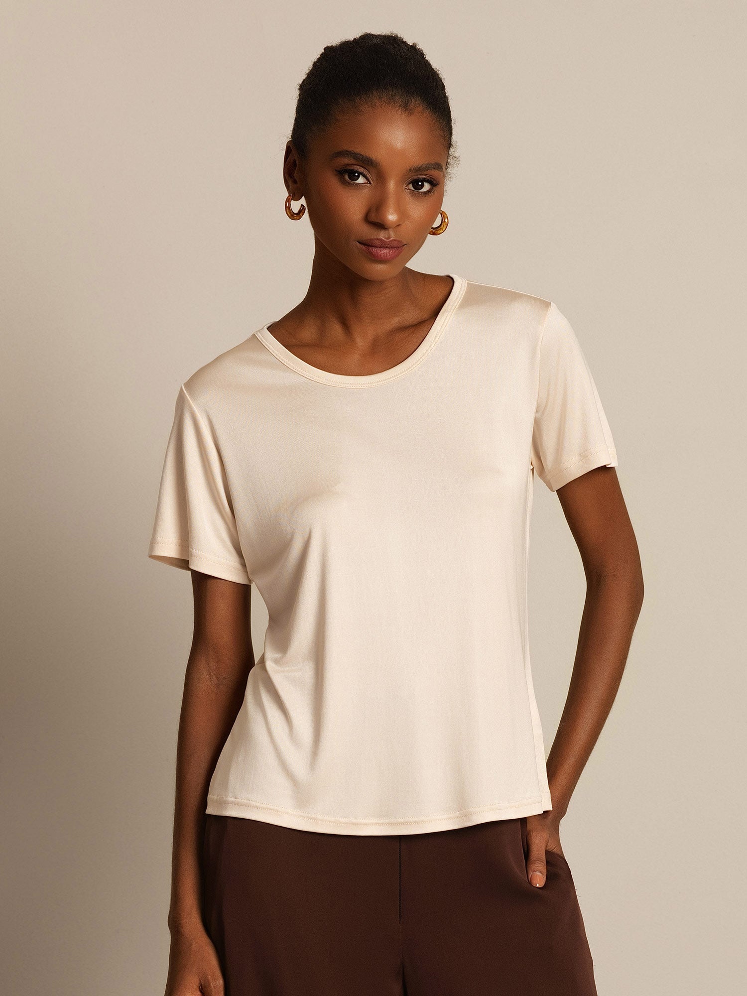 [Beige] SilkSilky-UK Silk Knitted Round Neck Women's T-Shirt 006,