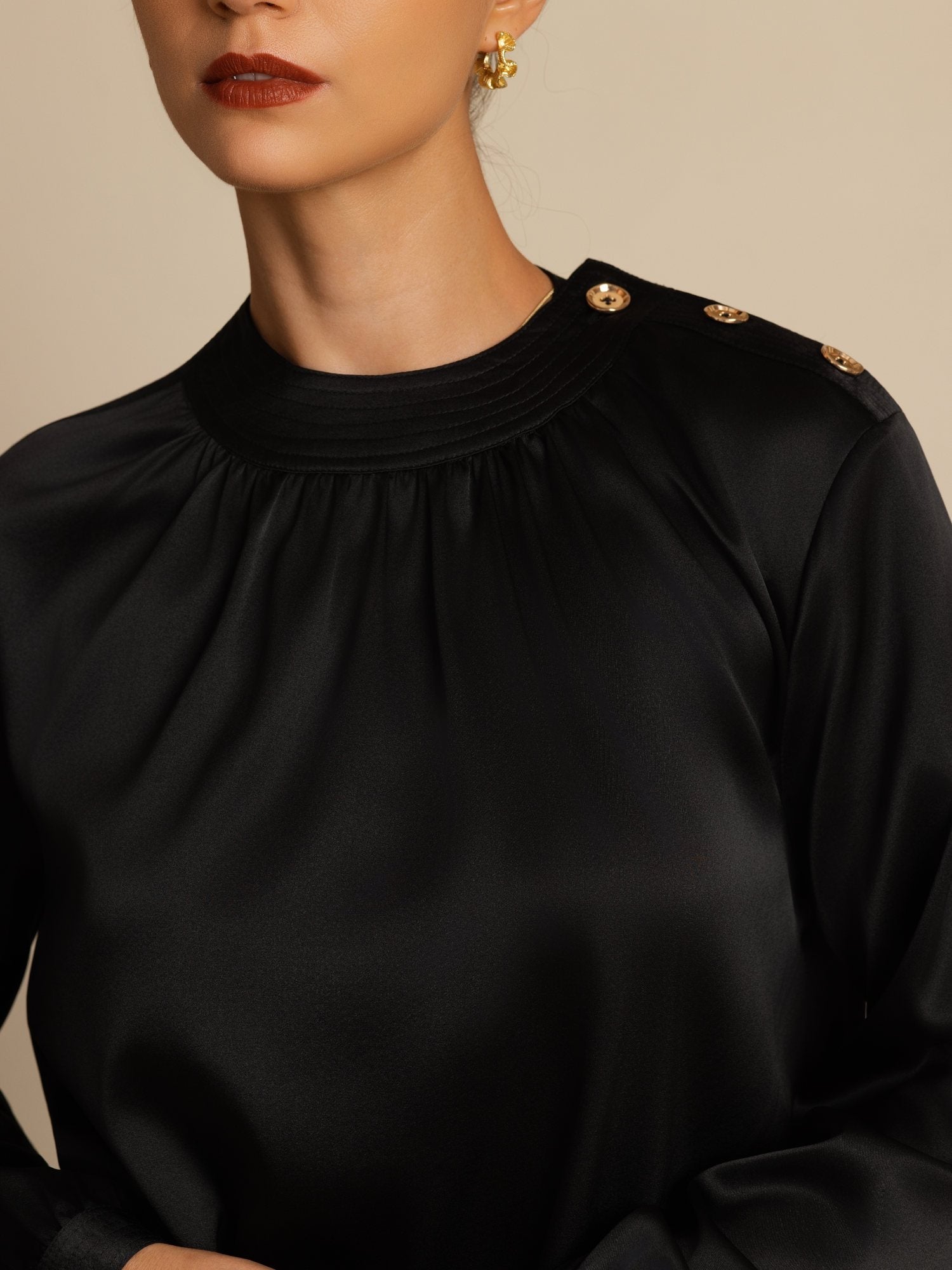 [Black] SilkSilky-UK 19Momme Silk Long Sleeve Round Neck Blouse 005