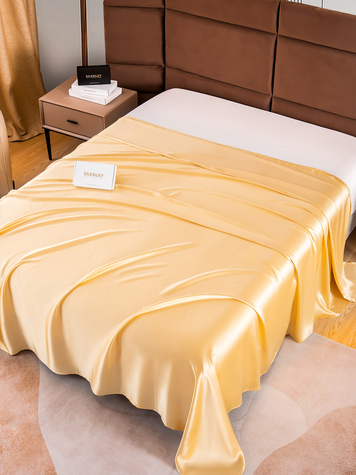 SilkSilky UK 22Momme Pure Silk Sheet Champagne 002