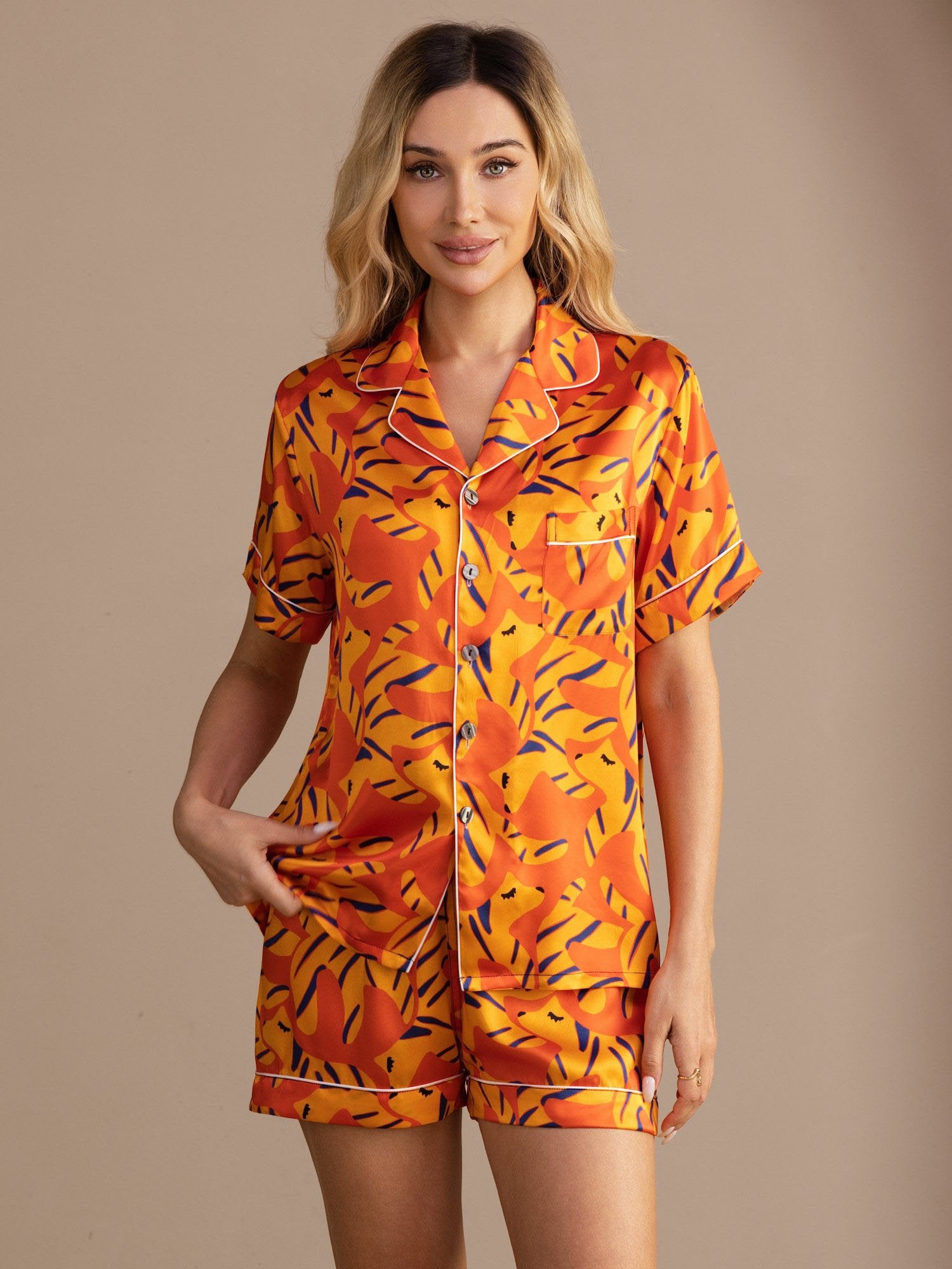 [Orange Fox] SilkSilky-UK Short Sleeve Lapel Collar Women's Pyjamas 001