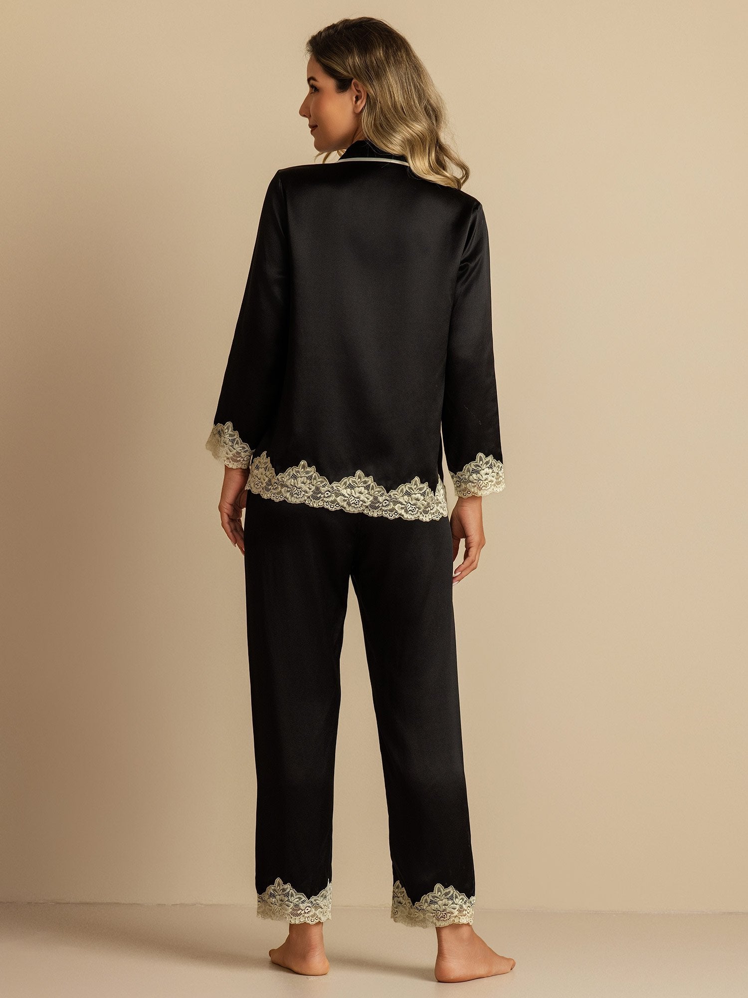 [Black] SilkSilky-UK Pure Silk Womens Pajamas 002