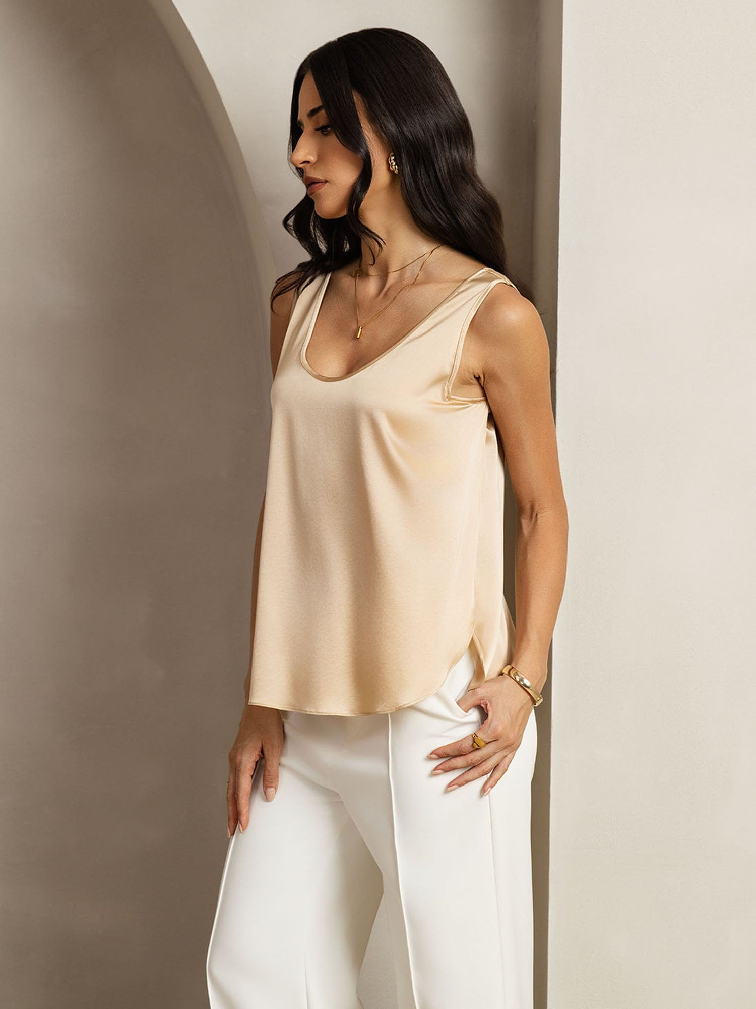 [Champagne] SilkSilky-UK 19Momme Silk U Neck Women's T-Shirt 007