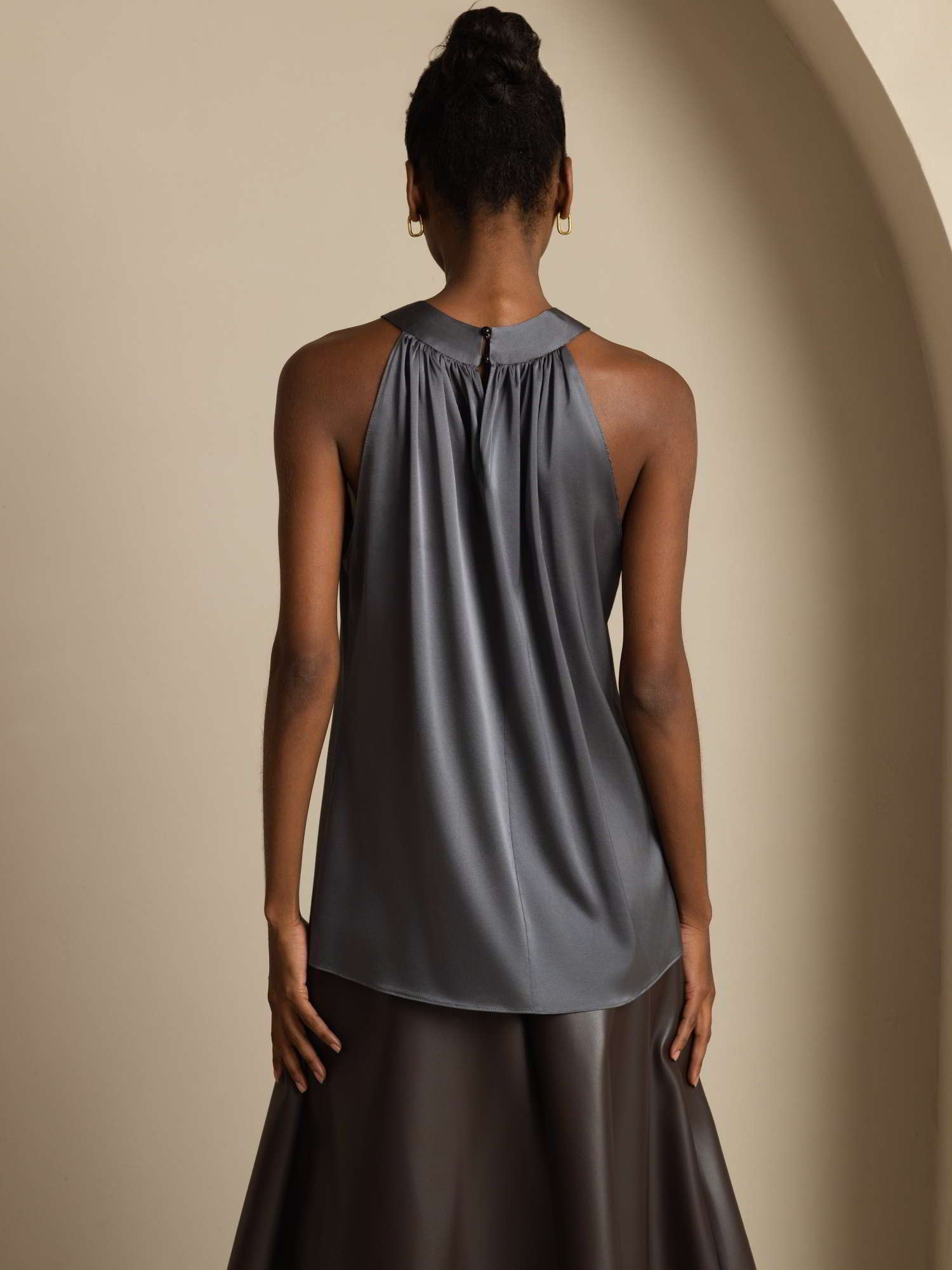 [Dark Gray] SilkSilky-UK 19Momme Silk Sleeveless Halter Neck Women's T-Shirt 002