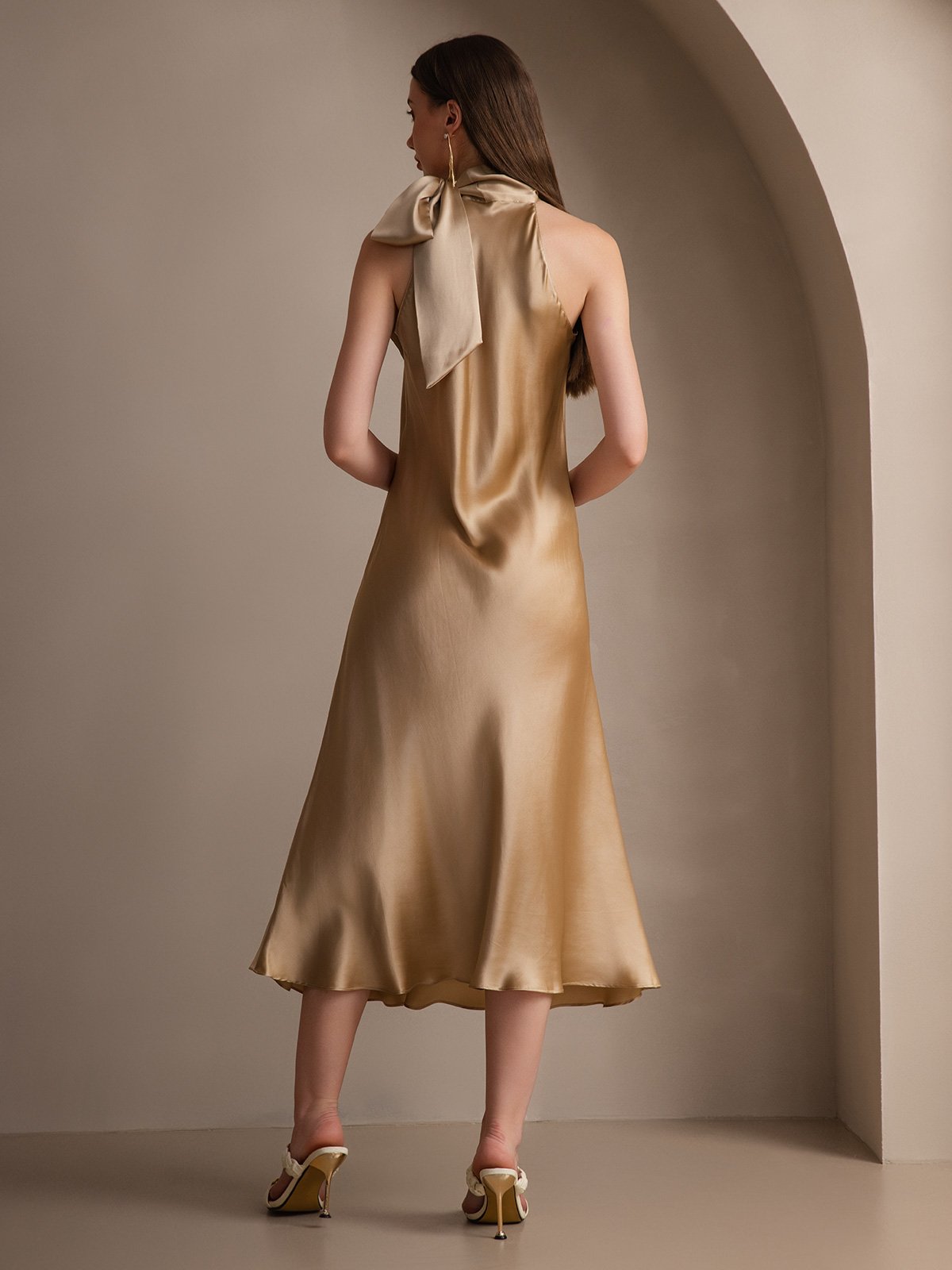 [Champagne] SilkSilky-UK 19Momme Silk Sleeveless Tie Neck Dress 002