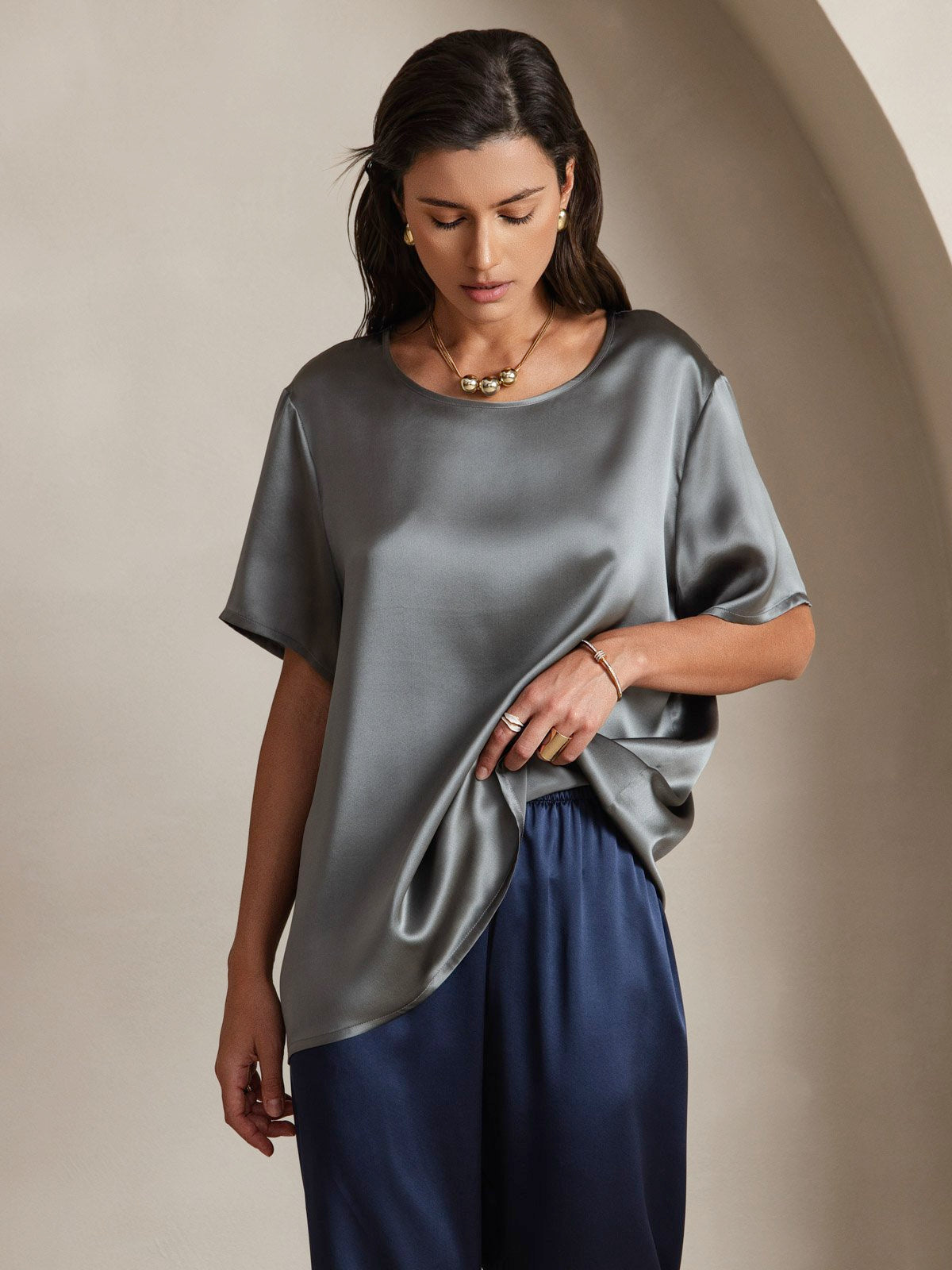 SilkSilky-UK Pure Silk Short Sleeve Round Neck Women's T-Shirt DarkGray 003