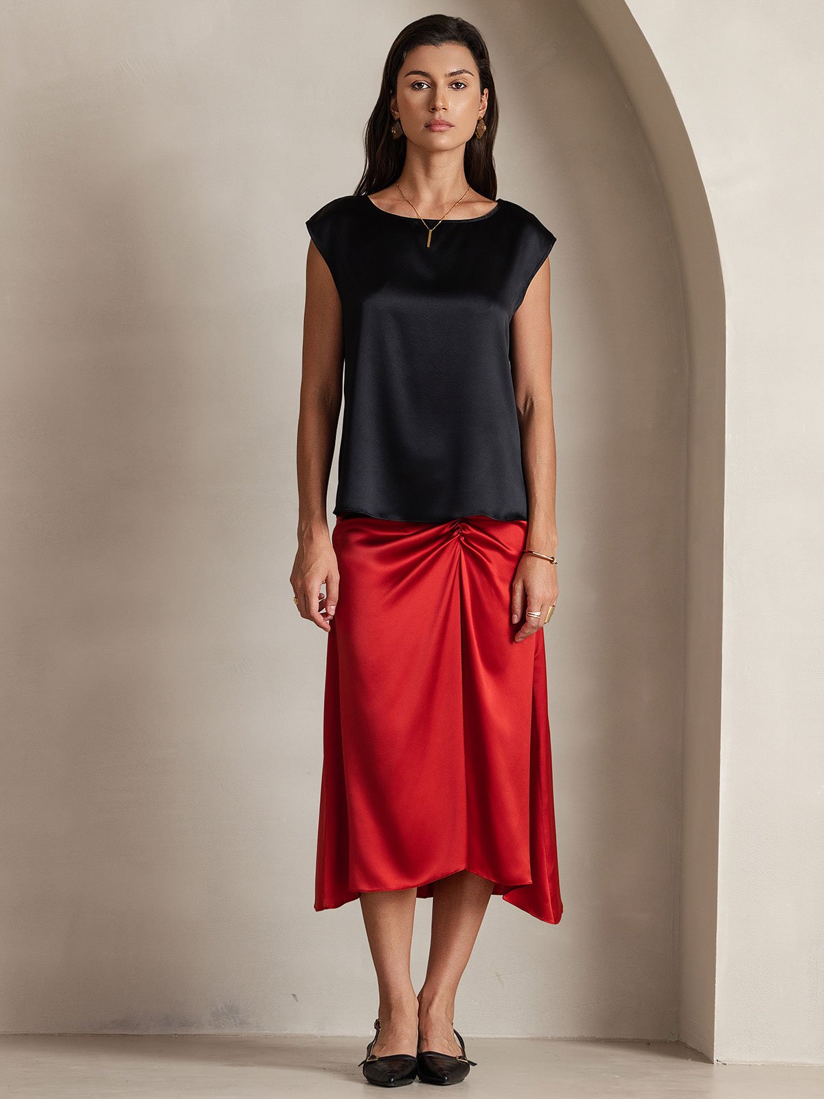 [Black] SilkSilky-UK 19Momme Silk Round Neck Women's T-Shirt 004