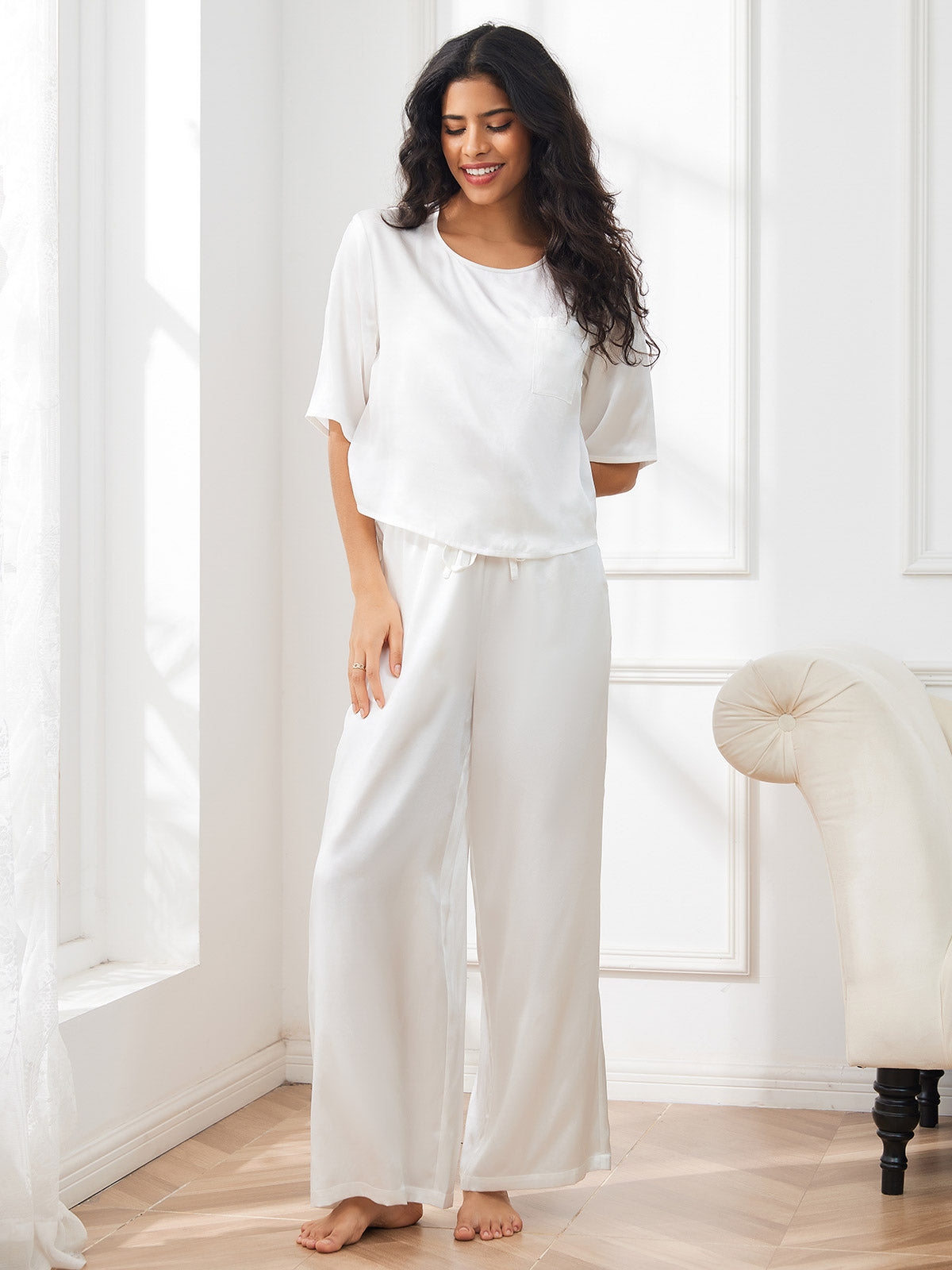 SilkSilky UK Pure Silk Half Sleeve Round Neck Women's Pyjamas White 003