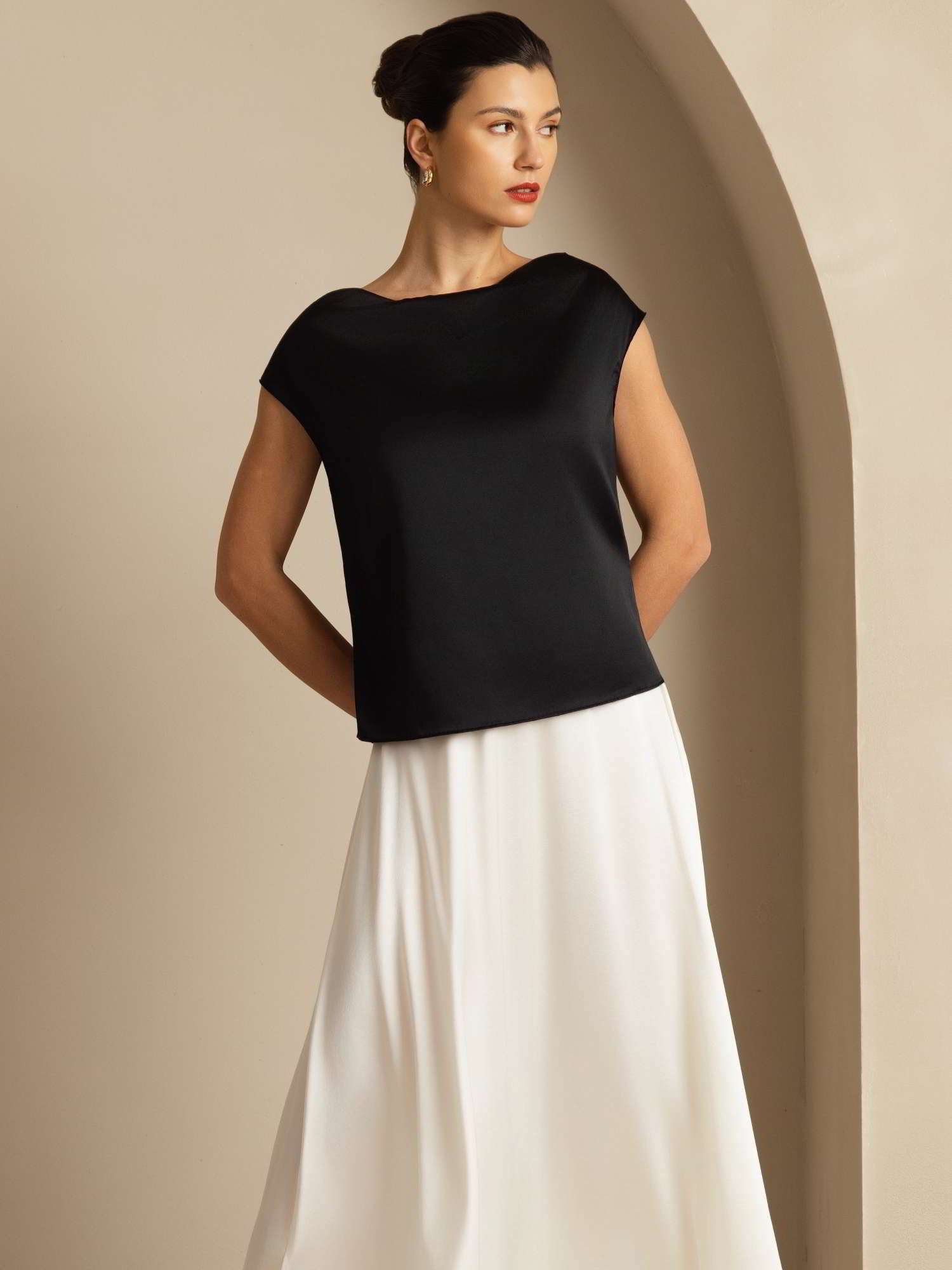 [Black] SilkSilky-UK 19Momme Silk Cap Sleeve Cowl Neck Women's T-Shirt 008