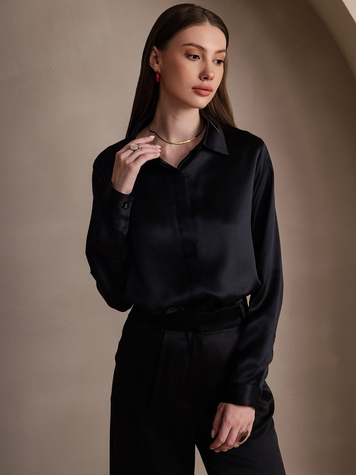 SilkSilky UK 19Momme Silk Long Sleeve Collar Women's Shirt Black 001