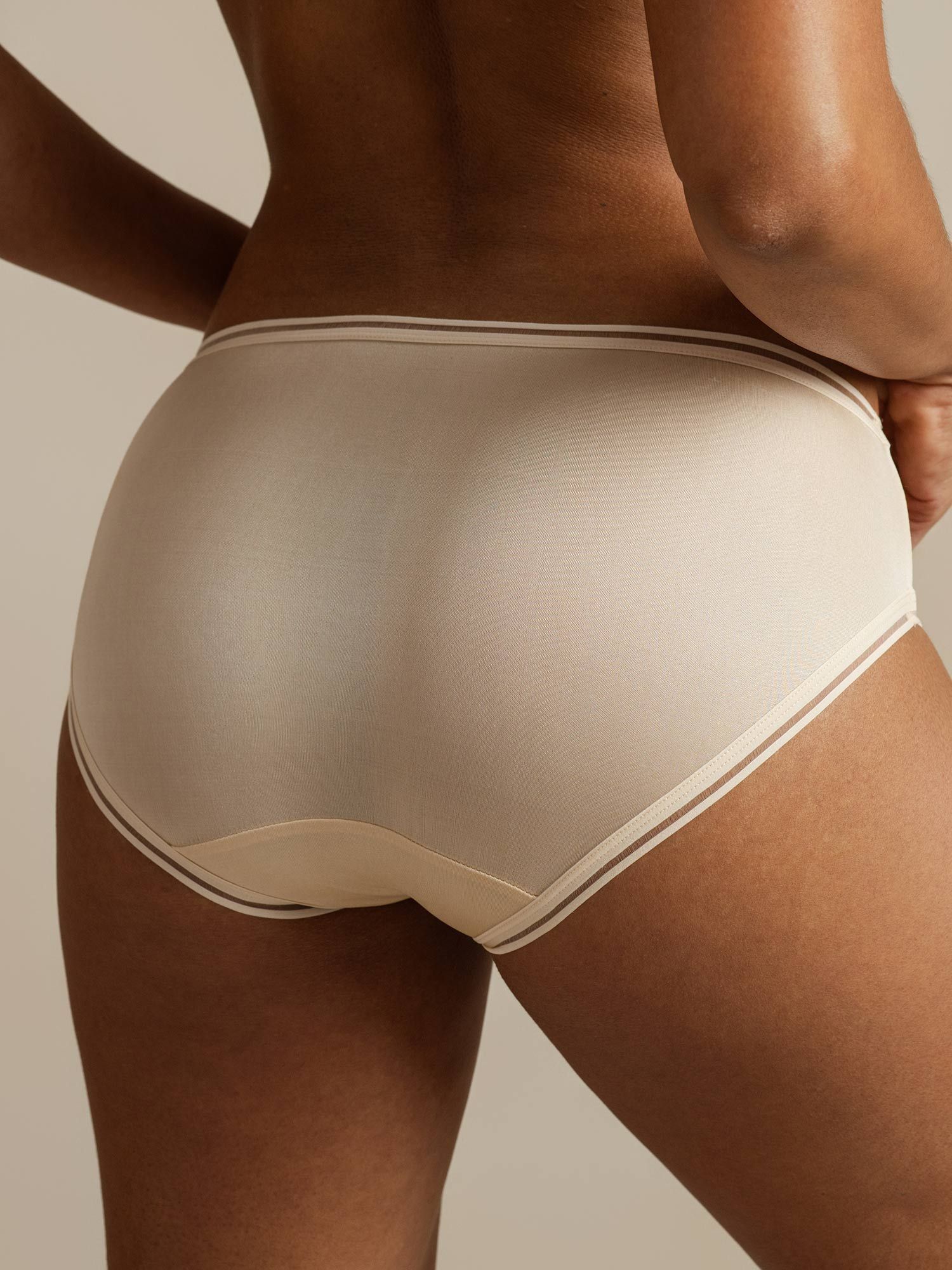 [Beige] SilkSilky-UK Pure Silk Panty 002,
