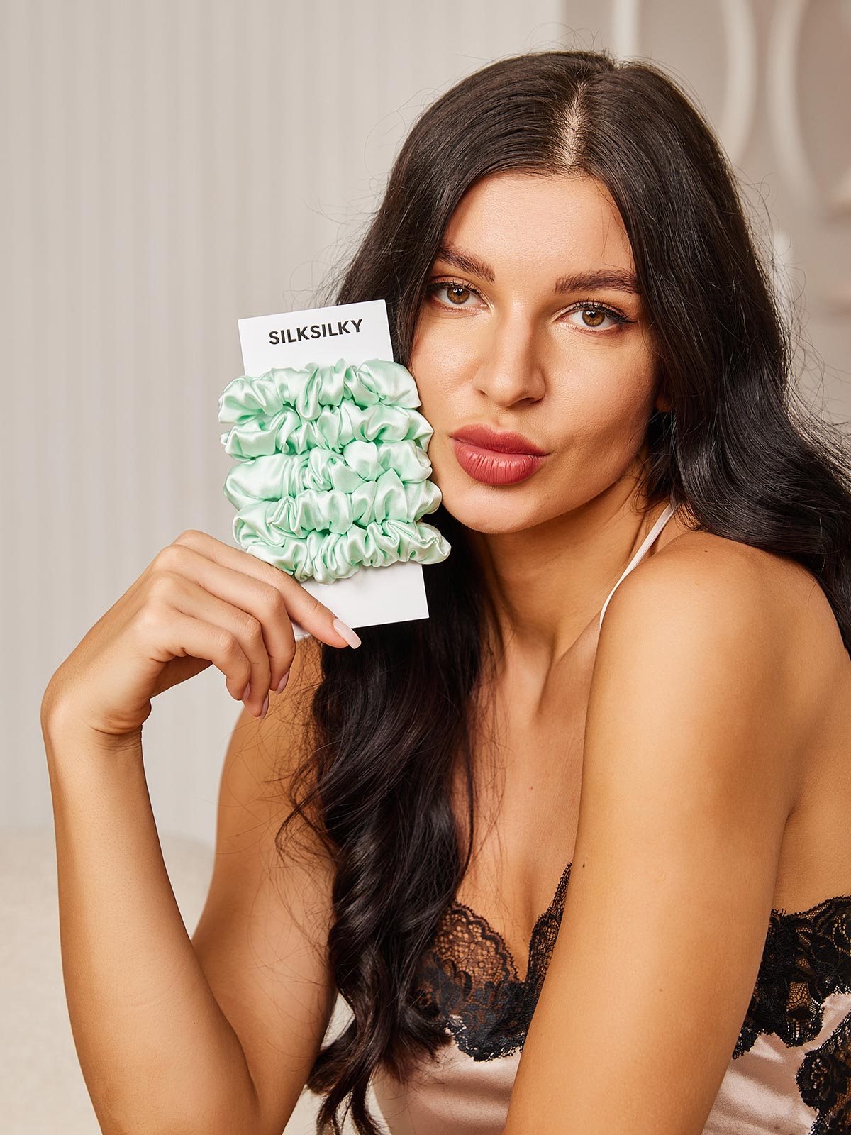 [Light Green] SilkSilky-UK 19Momme Pure Silk Scrunchie 002