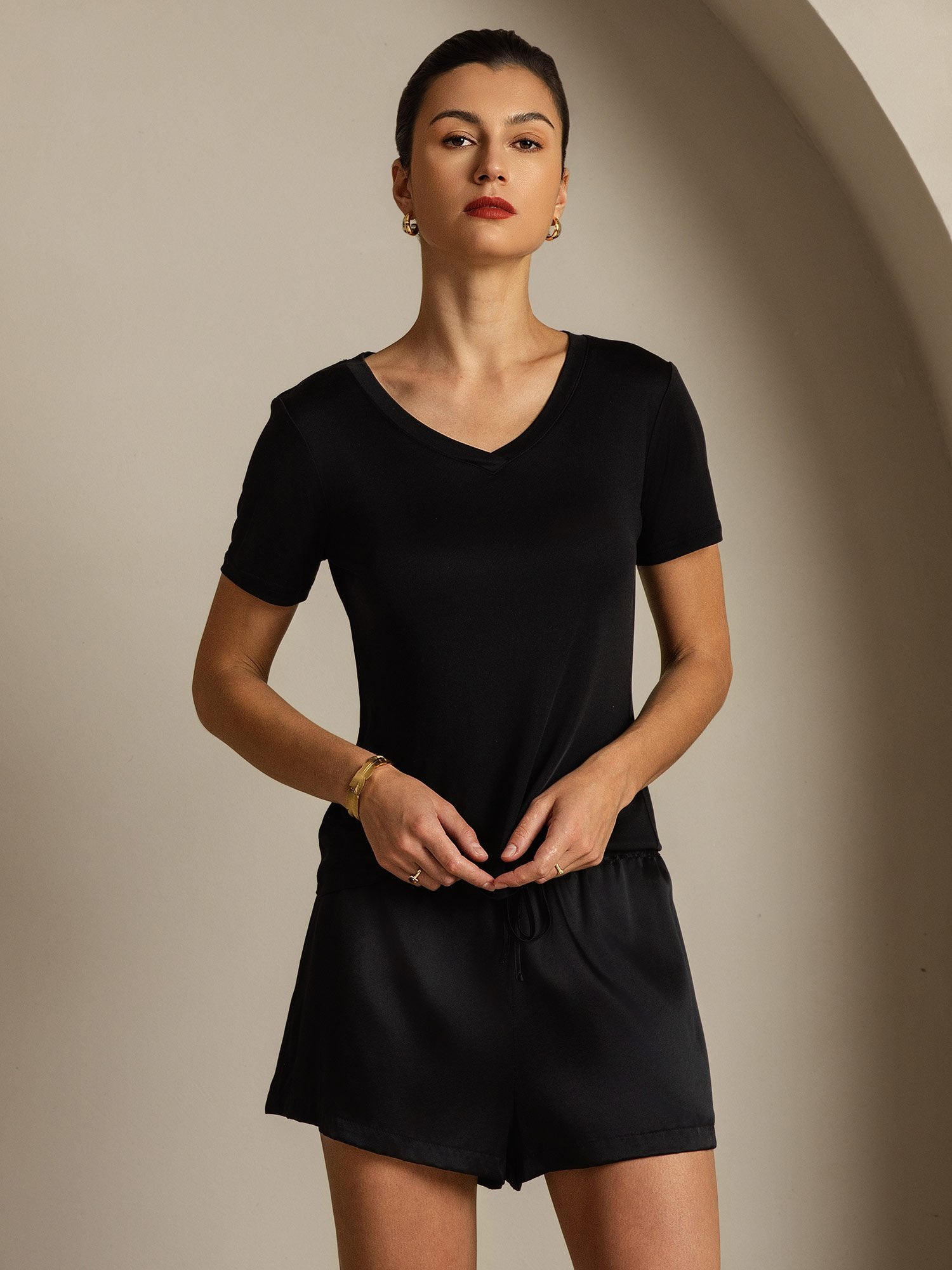 [Black] SilkSilky-UK Pure Silk V Neck Women's T-Shirt 006