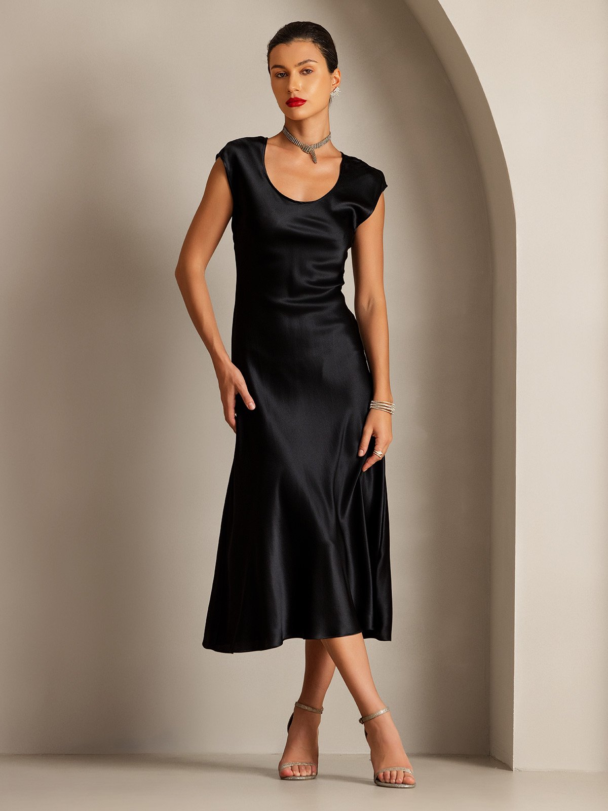 [Black] SilkSilky-UK 19Momme Silk Cap Sleeve Round Neck Dress 005