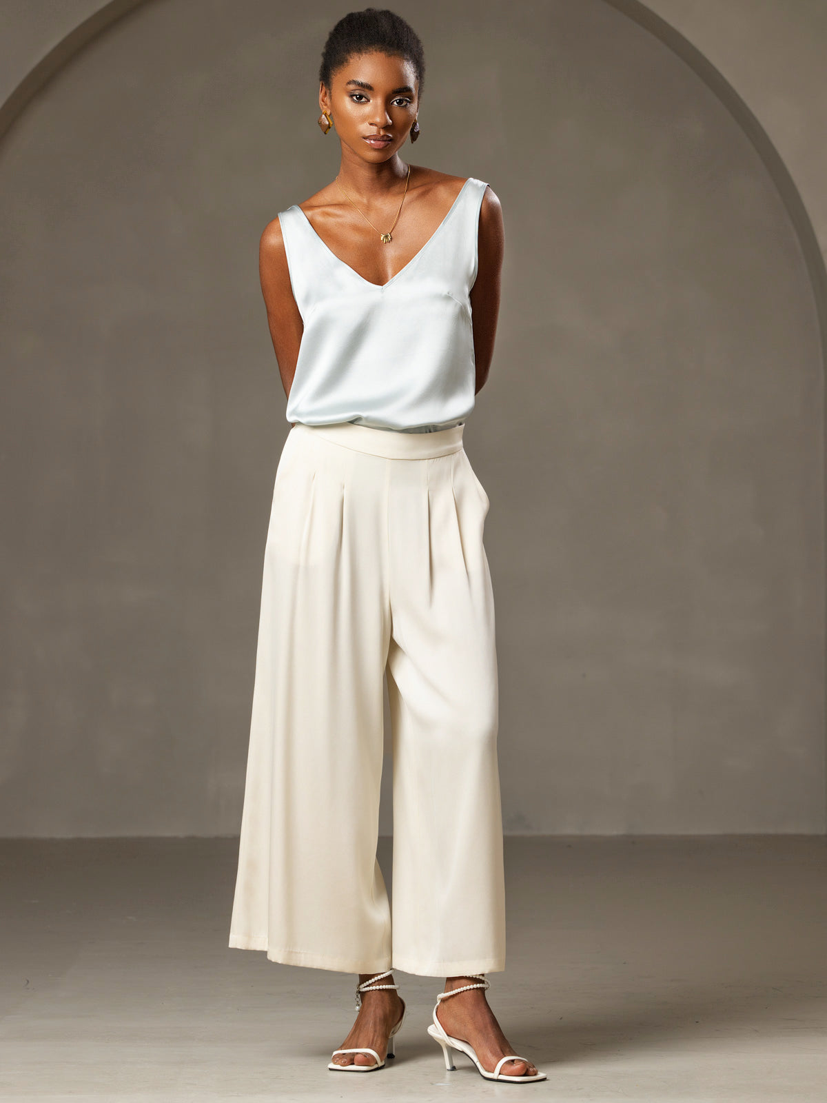 [Light Blue] SilkSilky-UK 19Momme Silk V Neck Camisole 008