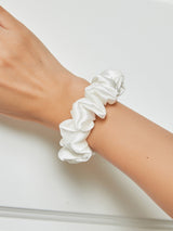 [White] SilkSilky-UK Scrunchie 001
