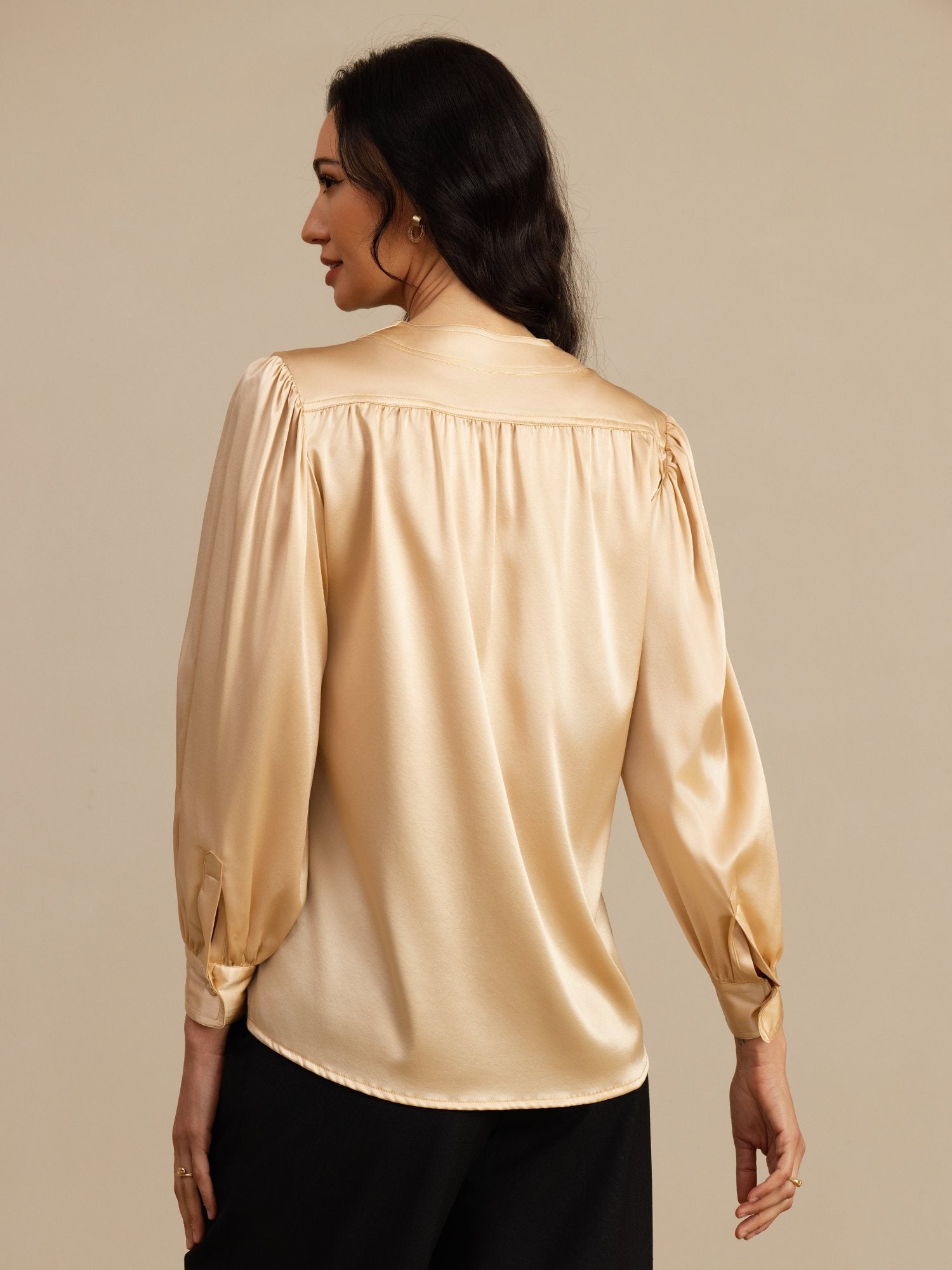 [Champagne] SilkSilky-UK 19Momme Long Sleeve Round Neck Blouse 002