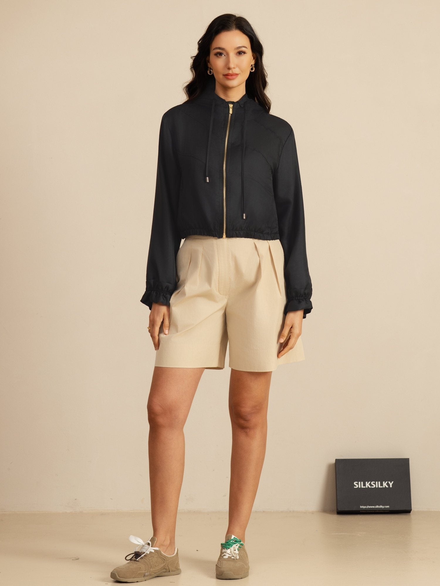 [Black] SilkSilky-UK 18Momme Silk Satin Surah Long Sleeve High Neck Women's Outerwear 007