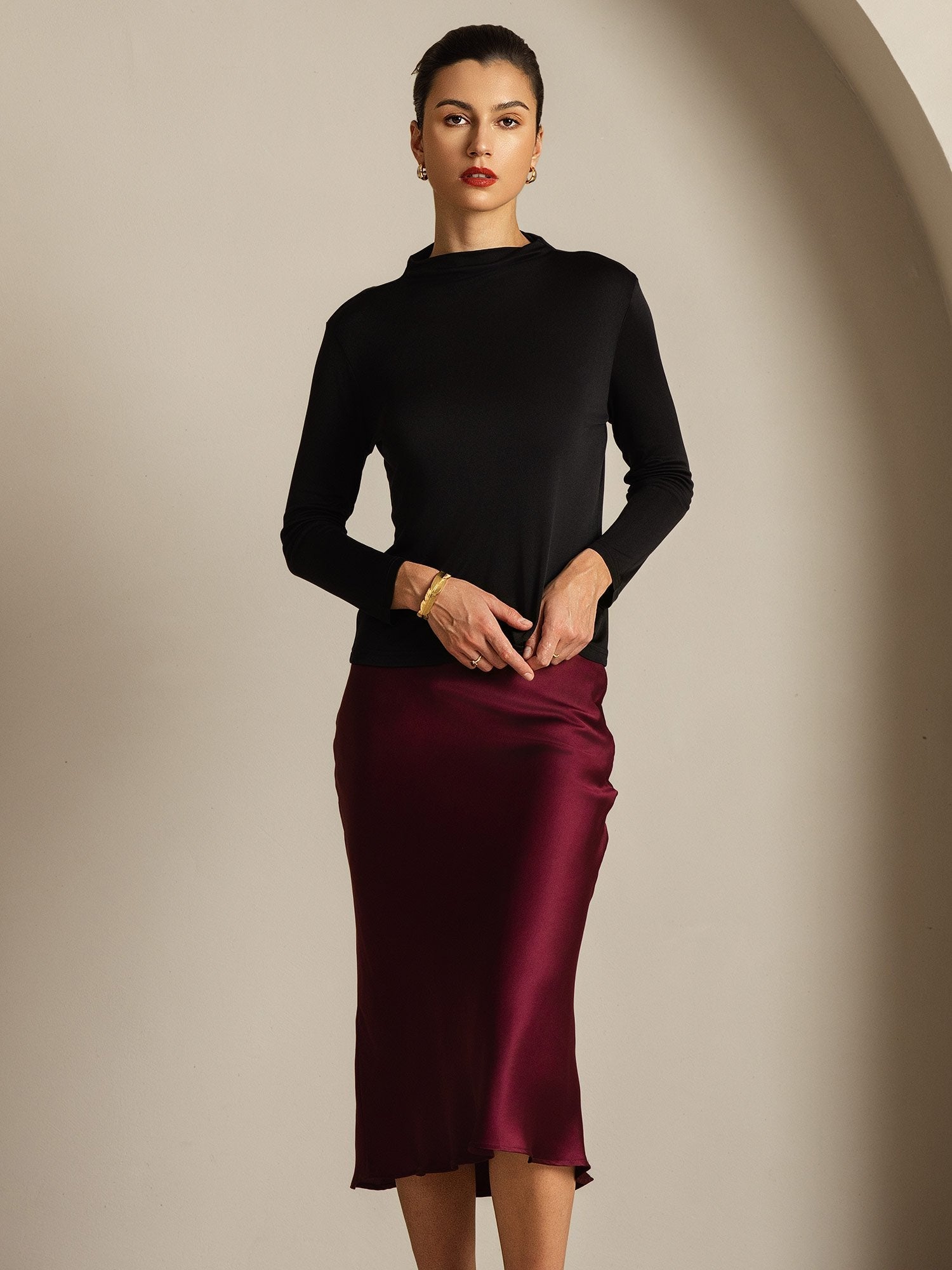 [Black] SilkSilky-UK Pure Silk Mock Women's T-Shirt 007