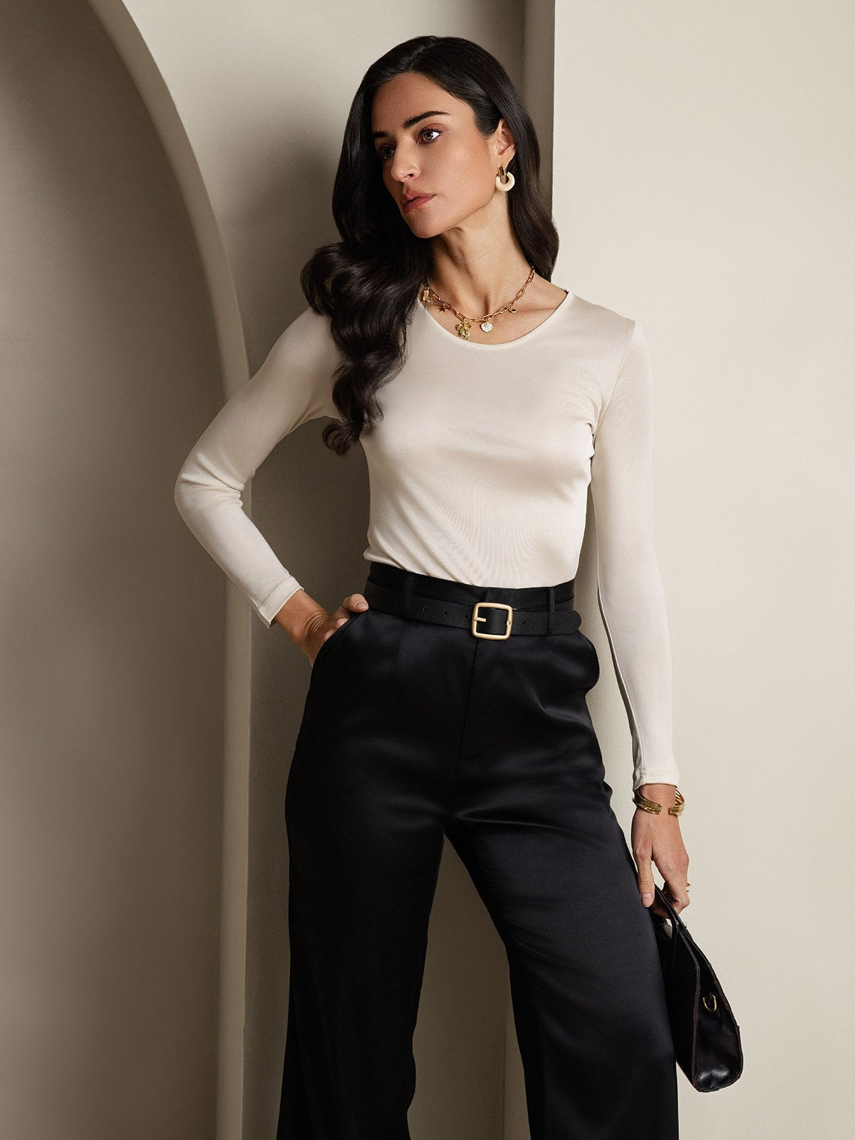 [Beige] SilkSilky-UK Silk Long Sleeve Round Neck Women's T-Shirt 006